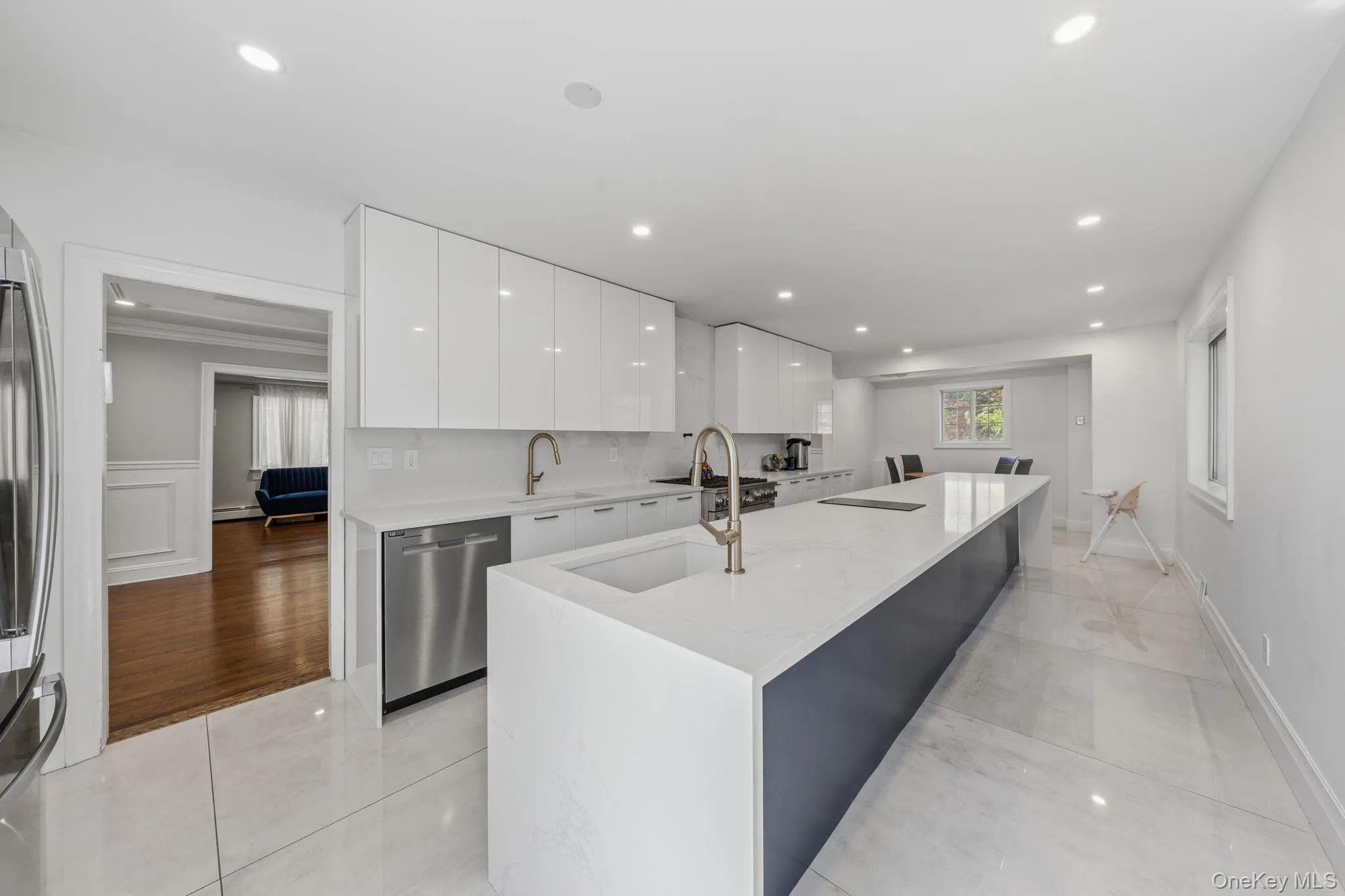 4 Arrowhead Lane, Ramapo, NY, 5 Bedrooms Bedrooms, 9 Rooms Rooms,3 BathroomsBathrooms,Residential,For Rent,Arrowhead,0,993555 4 Arrowhead Lane, Ramapo, NY, 5 Bedrooms Bedrooms, 9 Rooms Rooms,3 BathroomsBathrooms,Residential,For Rent,Arrowhead,0,993555