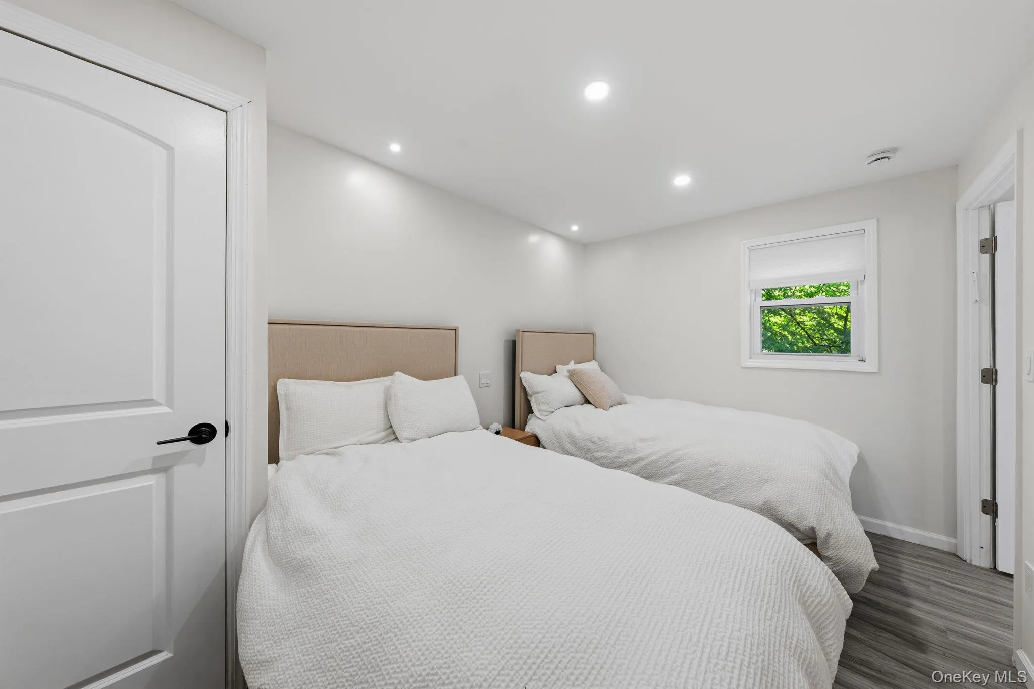 4 Arrowhead Lane, Ramapo, NY, 5 Bedrooms Bedrooms, 9 Rooms Rooms,3 BathroomsBathrooms,Residential,For Rent,Arrowhead,0,993555 4 Arrowhead Lane, Ramapo, NY, 5 Bedrooms Bedrooms, 9 Rooms Rooms,3 BathroomsBathrooms,Residential,For Rent,Arrowhead,0,993555