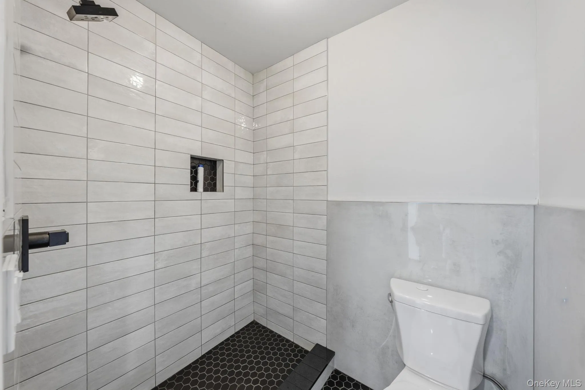 4 Arrowhead Lane, Ramapo, NY, 5 Bedrooms Bedrooms, 9 Rooms Rooms,3 BathroomsBathrooms,Residential,For Rent,Arrowhead,0,993555 4 Arrowhead Lane, Ramapo, NY, 5 Bedrooms Bedrooms, 9 Rooms Rooms,3 BathroomsBathrooms,Residential,For Rent,Arrowhead,0,993555