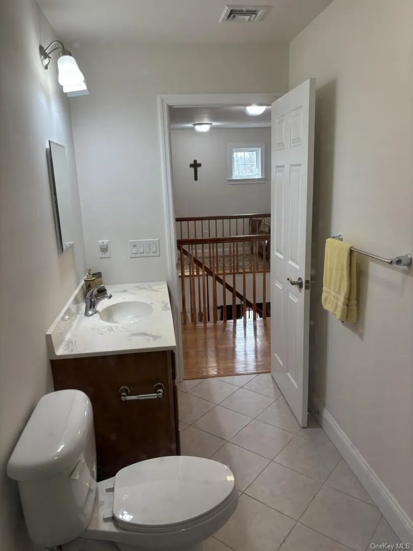 657 Sackett Lake Road, Thompson, NY, 4 Bedrooms Bedrooms, 10 Rooms Rooms,3 BathroomsBathrooms,Residential Sale,For Rent,Sackett Lake,0,993570 657 Sackett Lake Road, Thompson, NY, 4 Bedrooms Bedrooms, 10 Rooms Rooms,3 BathroomsBathrooms,Residential Sale,For Rent,Sackett Lake,0,993570