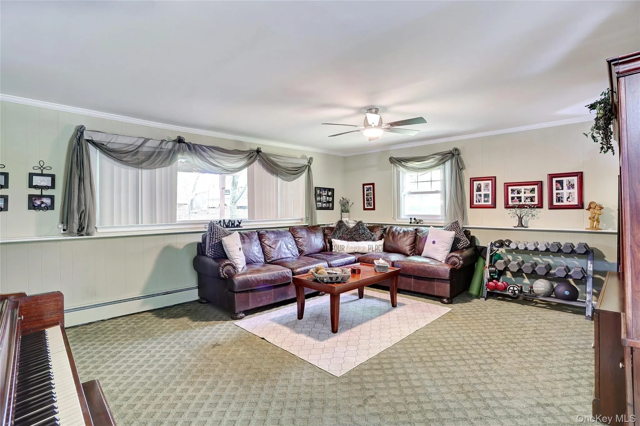 3 Durham Lane, Ramapo, NY, 4 Bedrooms Bedrooms, 8 Rooms Rooms,2 BathroomsBathrooms,Residential Sale,For Rent,Durham,0,993599 3 Durham Lane, Ramapo, NY, 4 Bedrooms Bedrooms, 8 Rooms Rooms,2 BathroomsBathrooms,Residential Sale,For Rent,Durham,0,993599