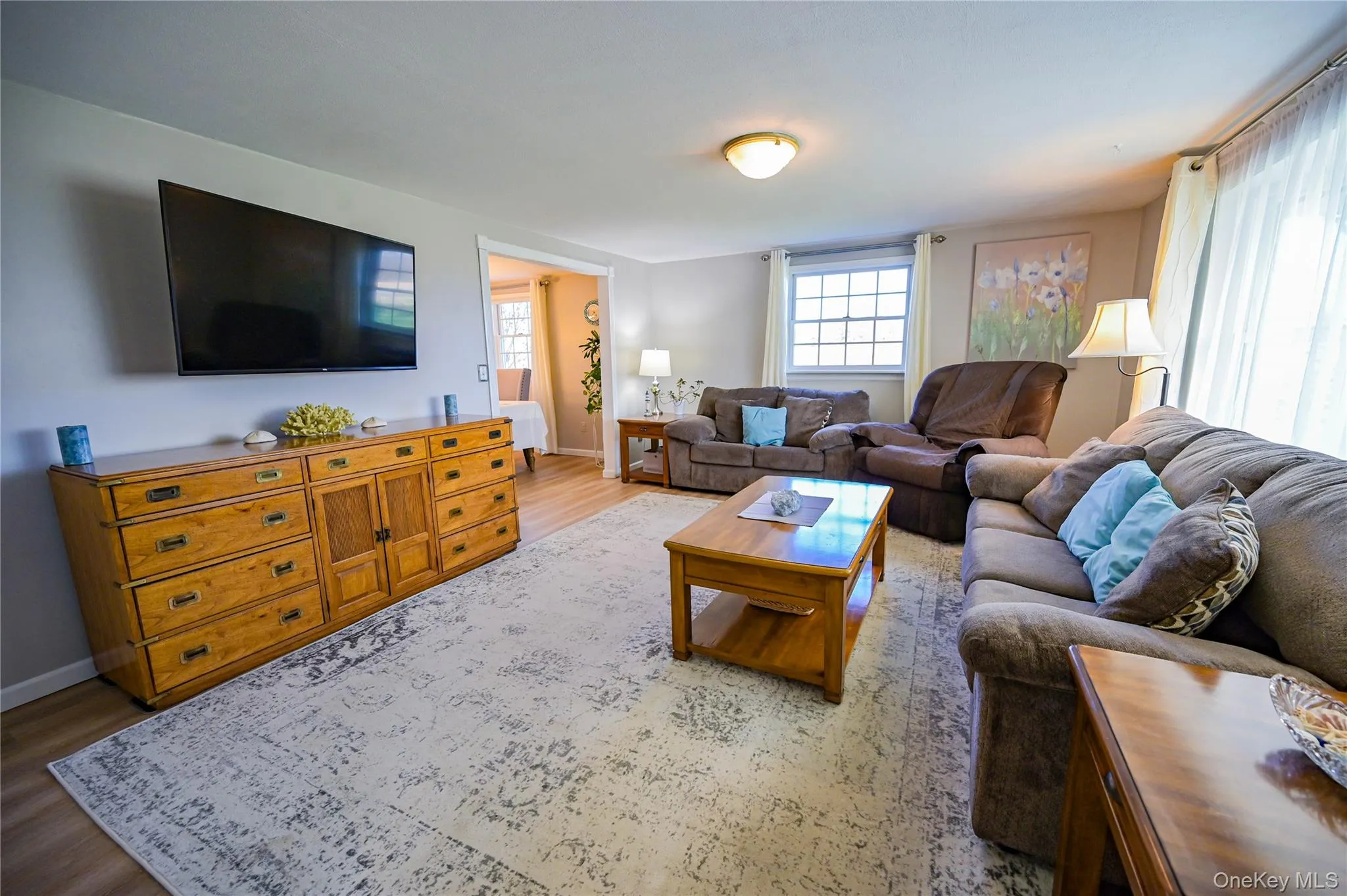 9339 Crooked Hill Road, Out Of Area, NY, 4 Bedrooms Bedrooms, 10 Rooms Rooms,1 BathroomBathrooms,Residential,For Rent,Crooked Hill,0,993608 9339 Crooked Hill Road, Out Of Area, NY, 4 Bedrooms Bedrooms, 10 Rooms Rooms,1 BathroomBathrooms,Residential,For Rent,Crooked Hill,0,993608