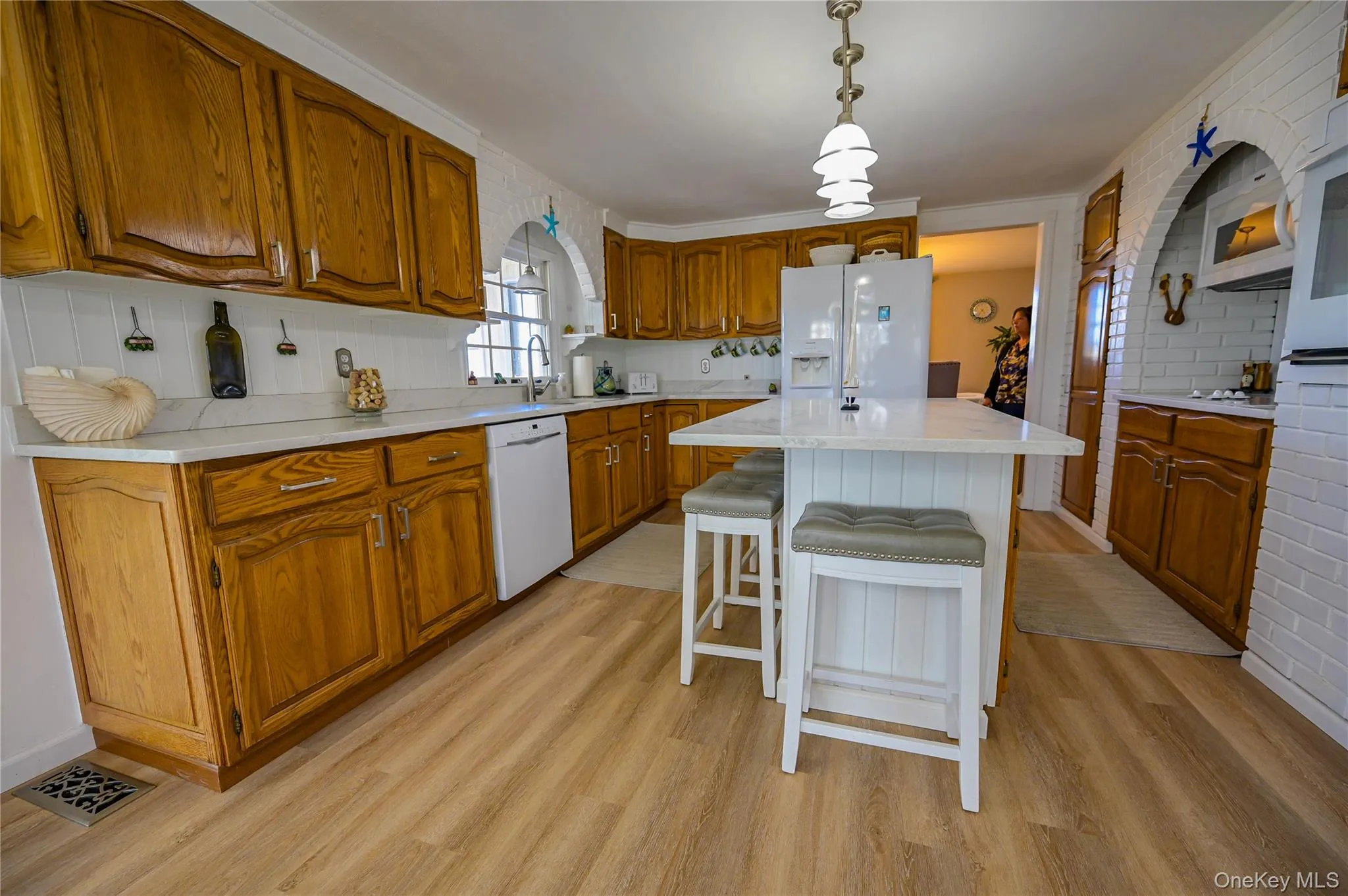 9339 Crooked Hill Road, Out Of Area, NY, 4 Bedrooms Bedrooms, 10 Rooms Rooms,1 BathroomBathrooms,Residential,For Rent,Crooked Hill,0,993608 9339 Crooked Hill Road, Out Of Area, NY, 4 Bedrooms Bedrooms, 10 Rooms Rooms,1 BathroomBathrooms,Residential,For Rent,Crooked Hill,0,993608