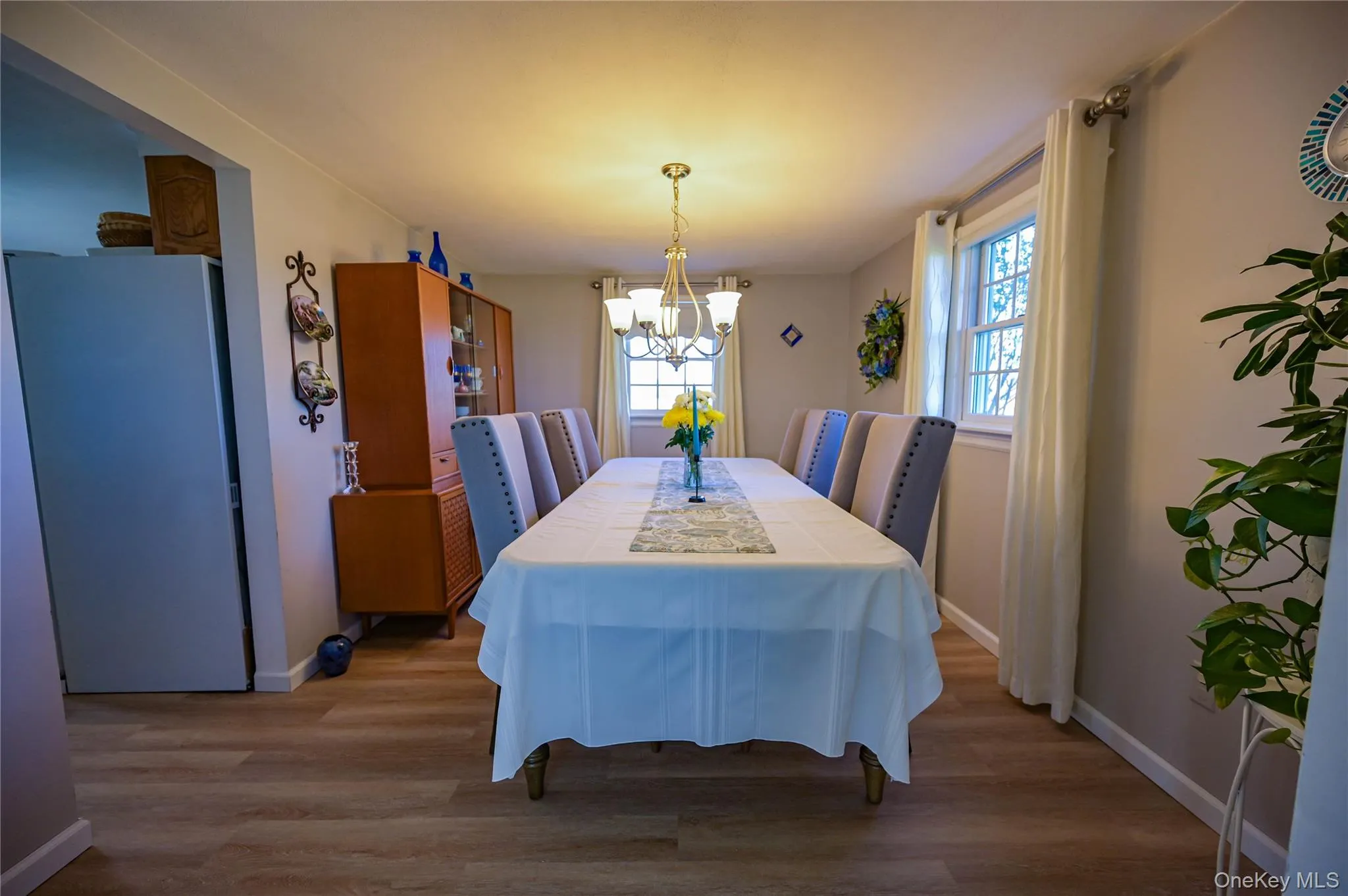 9339 Crooked Hill Road, Out Of Area, NY, 4 Bedrooms Bedrooms, 10 Rooms Rooms,1 BathroomBathrooms,Residential,For Rent,Crooked Hill,0,993608 9339 Crooked Hill Road, Out Of Area, NY, 4 Bedrooms Bedrooms, 10 Rooms Rooms,1 BathroomBathrooms,Residential,For Rent,Crooked Hill,0,993608