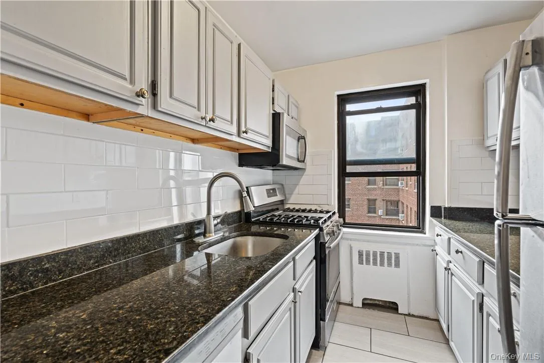 33 William Street, Mount Vernon, NY, 1 Bedroom Bedrooms, 3 Rooms Rooms,1 BathroomBathrooms,Residential Lease,For Rent,William,0,993617 33 William Street, Mount Vernon, NY, 1 Bedroom Bedrooms, 3 Rooms Rooms,1 BathroomBathrooms,Residential Lease,For Rent,William,0,993617