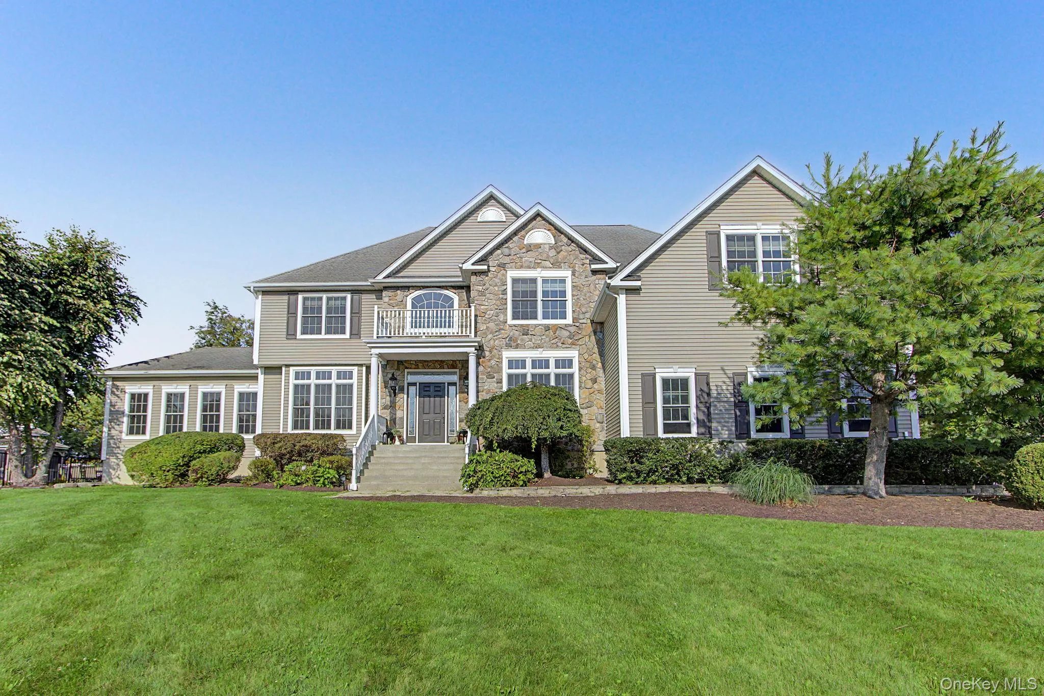 125 Frost Hill Road, La Grange, NY, 4 Bedrooms Bedrooms, 10 Rooms Rooms,3 BathroomsBathrooms,Residential,For Rent,Frost Hill,0,993619 125 Frost Hill Road, La Grange, NY, 4 Bedrooms Bedrooms, 10 Rooms Rooms,3 BathroomsBathrooms,Residential,For Rent,Frost Hill,0,993619