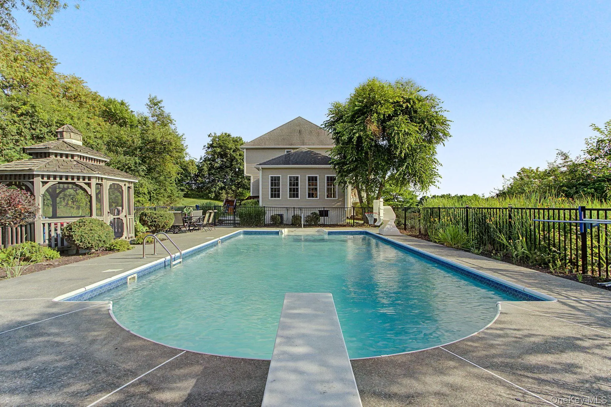 125 Frost Hill Road, La Grange, NY, 4 Bedrooms Bedrooms, 10 Rooms Rooms,3 BathroomsBathrooms,Residential,For Rent,Frost Hill,0,993619 125 Frost Hill Road, La Grange, NY, 4 Bedrooms Bedrooms, 10 Rooms Rooms,3 BathroomsBathrooms,Residential,For Rent,Frost Hill,0,993619
