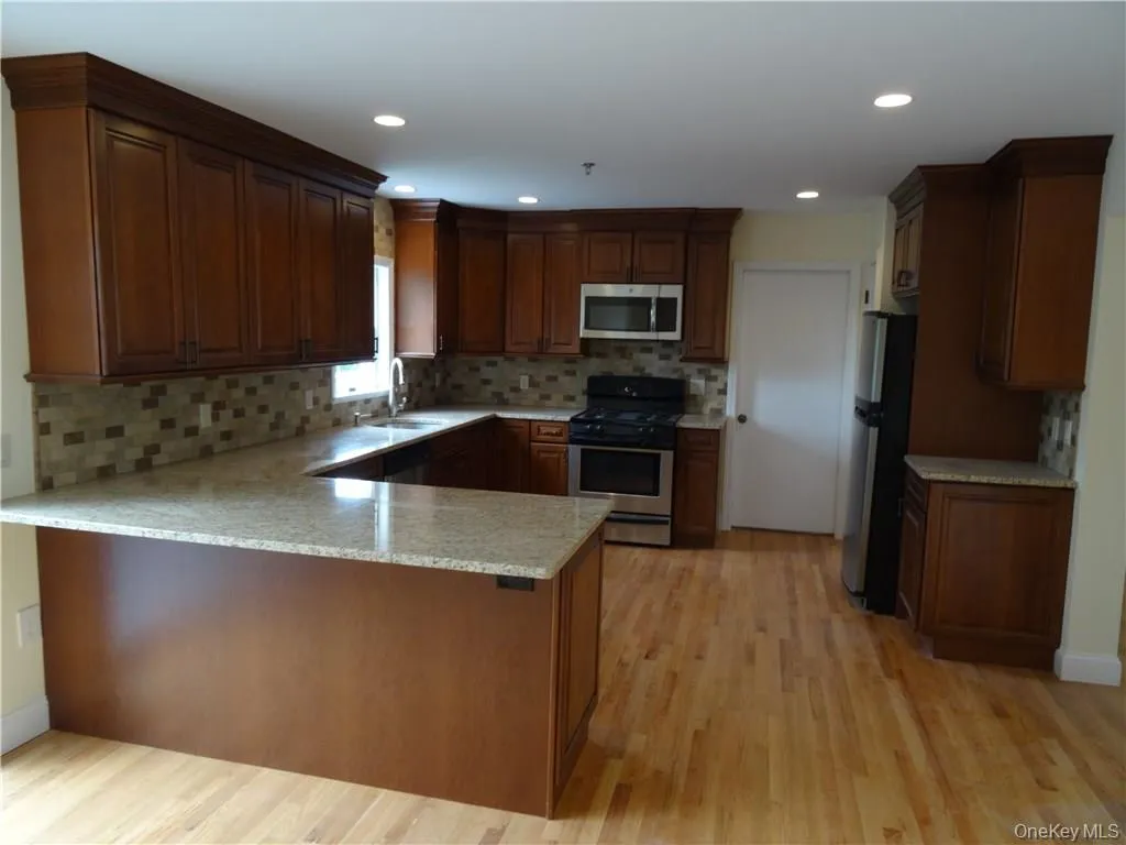 30 Mortimer Terrace, Greenburgh, NY, 4 Bedrooms Bedrooms, 8 Rooms Rooms,2 BathroomsBathrooms,Residential Lease,For Rent,Mortimer,0,993623 30 Mortimer Terrace, Greenburgh, NY, 4 Bedrooms Bedrooms, 8 Rooms Rooms,2 BathroomsBathrooms,Residential Lease,For Rent,Mortimer,0,993623