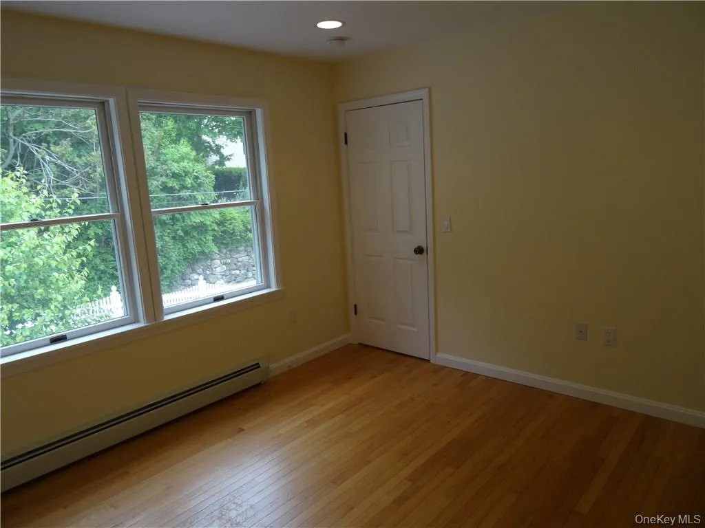 30 Mortimer Terrace, Greenburgh, NY, 4 Bedrooms Bedrooms, 8 Rooms Rooms,2 BathroomsBathrooms,Residential Lease,For Rent,Mortimer,0,993623 30 Mortimer Terrace, Greenburgh, NY, 4 Bedrooms Bedrooms, 8 Rooms Rooms,2 BathroomsBathrooms,Residential Lease,For Rent,Mortimer,0,993623