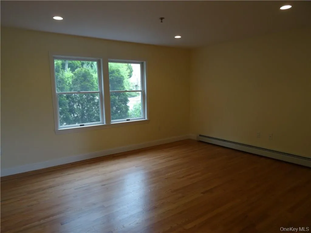 30 Mortimer Terrace, Greenburgh, NY, 4 Bedrooms Bedrooms, 8 Rooms Rooms,2 BathroomsBathrooms,Residential Lease,For Rent,Mortimer,0,993623 30 Mortimer Terrace, Greenburgh, NY, 4 Bedrooms Bedrooms, 8 Rooms Rooms,2 BathroomsBathrooms,Residential Lease,For Rent,Mortimer,0,993623