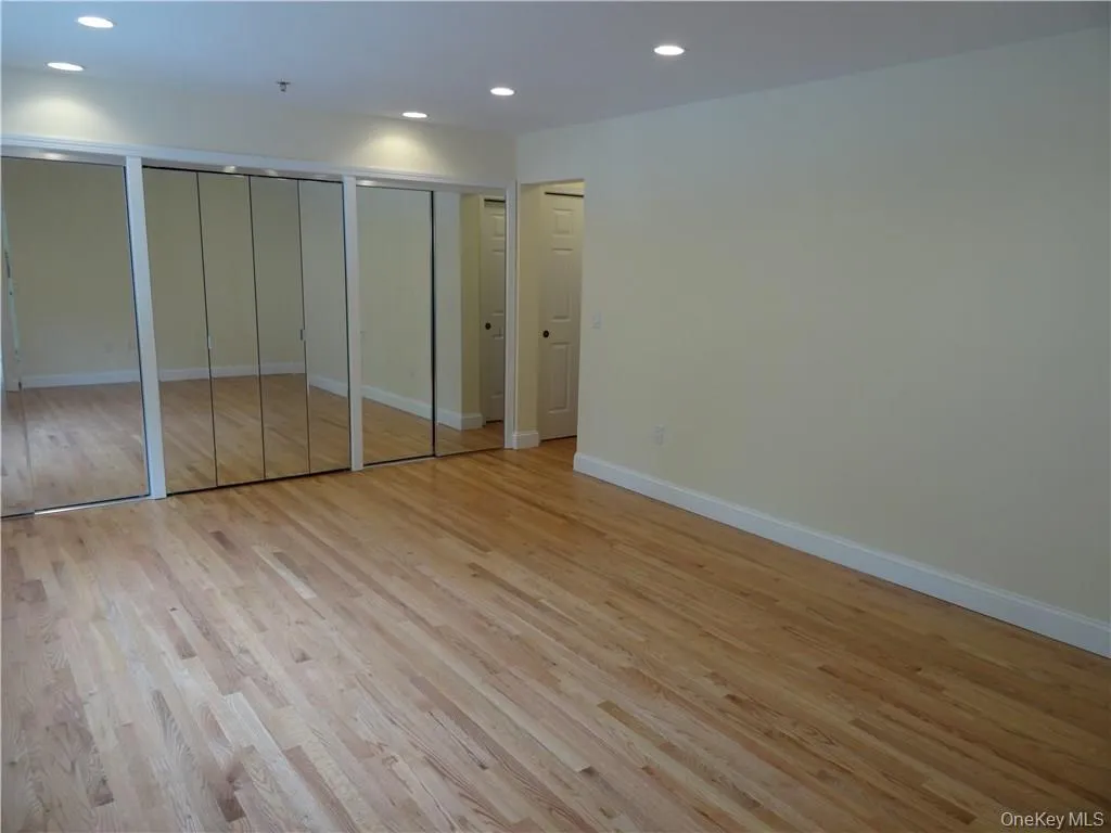 30 Mortimer Terrace, Greenburgh, NY, 4 Bedrooms Bedrooms, 8 Rooms Rooms,2 BathroomsBathrooms,Residential Lease,For Rent,Mortimer,0,993623 30 Mortimer Terrace, Greenburgh, NY, 4 Bedrooms Bedrooms, 8 Rooms Rooms,2 BathroomsBathrooms,Residential Lease,For Rent,Mortimer,0,993623