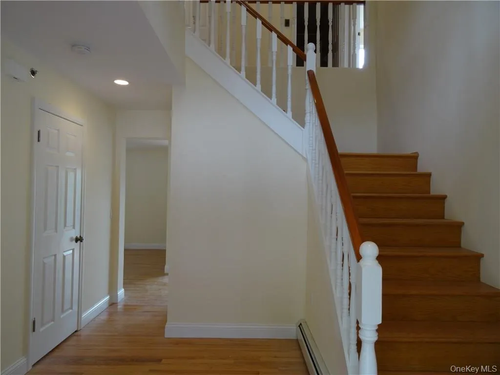 30 Mortimer Terrace, Greenburgh, NY, 4 Bedrooms Bedrooms, 8 Rooms Rooms,2 BathroomsBathrooms,Residential Lease,For Rent,Mortimer,0,993623 30 Mortimer Terrace, Greenburgh, NY, 4 Bedrooms Bedrooms, 8 Rooms Rooms,2 BathroomsBathrooms,Residential Lease,For Rent,Mortimer,0,993623
