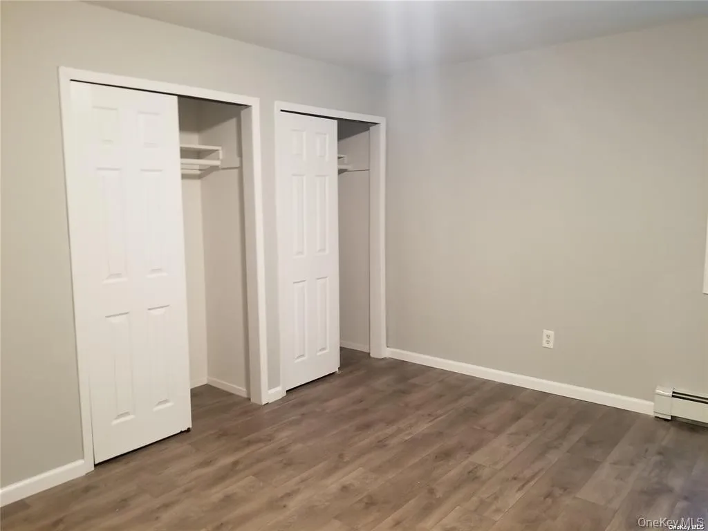 6 Roland Place, Babylon, NY, 3 Bedrooms Bedrooms, 6 Rooms Rooms,2 BathroomsBathrooms,Residential Lease,For Rent,Roland,0,993635 6 Roland Place, Babylon, NY, 3 Bedrooms Bedrooms, 6 Rooms Rooms,2 BathroomsBathrooms,Residential Lease,For Rent,Roland,0,993635
