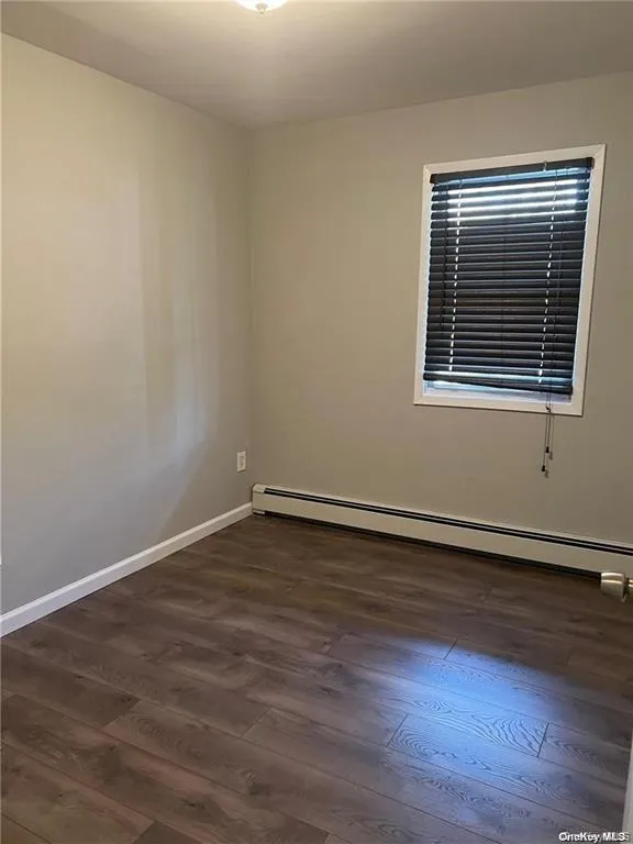 6 Roland Place, Babylon, NY, 3 Bedrooms Bedrooms, 6 Rooms Rooms,2 BathroomsBathrooms,Residential Lease,For Rent,Roland,0,993635 6 Roland Place, Babylon, NY, 3 Bedrooms Bedrooms, 6 Rooms Rooms,2 BathroomsBathrooms,Residential Lease,For Rent,Roland,0,993635