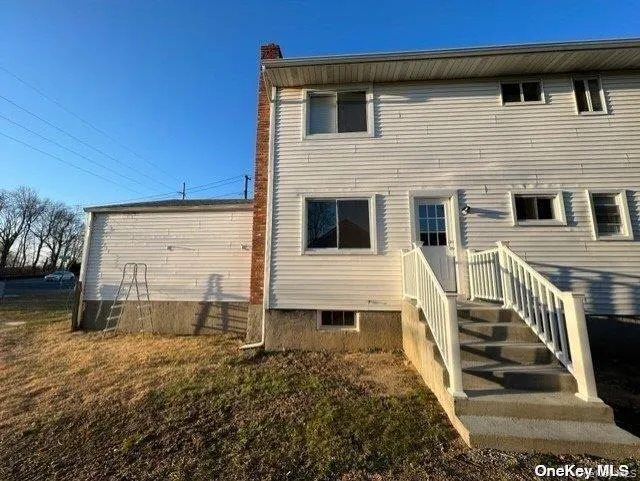 6 Roland Place, Babylon, NY, 3 Bedrooms Bedrooms, 6 Rooms Rooms,2 BathroomsBathrooms,Residential Lease,For Rent,Roland,0,993635 6 Roland Place, Babylon, NY, 3 Bedrooms Bedrooms, 6 Rooms Rooms,2 BathroomsBathrooms,Residential Lease,For Rent,Roland,0,993635