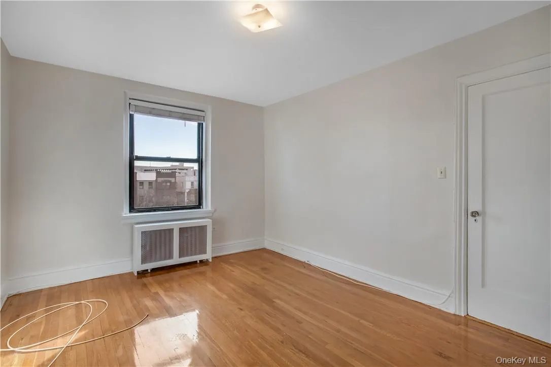 250 Martine Avenue, White Plains, NY, 2 Bedrooms Bedrooms, 4 Rooms Rooms,1 BathroomBathrooms,Residential Lease,For Rent,Martine,0,993636 250 Martine Avenue, White Plains, NY, 2 Bedrooms Bedrooms, 4 Rooms Rooms,1 BathroomBathrooms,Residential Lease,For Rent,Martine,0,993636