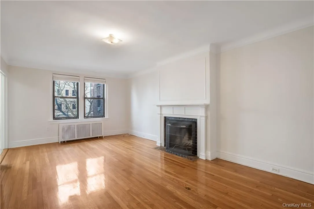 250 Martine Avenue, White Plains, NY, 2 Bedrooms Bedrooms, 4 Rooms Rooms,1 BathroomBathrooms,Residential Lease,For Rent,Martine,0,993636 250 Martine Avenue, White Plains, NY, 2 Bedrooms Bedrooms, 4 Rooms Rooms,1 BathroomBathrooms,Residential Lease,For Rent,Martine,0,993636