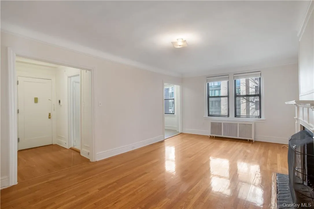 250 Martine Avenue, White Plains, NY, 2 Bedrooms Bedrooms, 4 Rooms Rooms,1 BathroomBathrooms,Residential Lease,For Rent,Martine,0,993636 250 Martine Avenue, White Plains, NY, 2 Bedrooms Bedrooms, 4 Rooms Rooms,1 BathroomBathrooms,Residential Lease,For Rent,Martine,0,993636