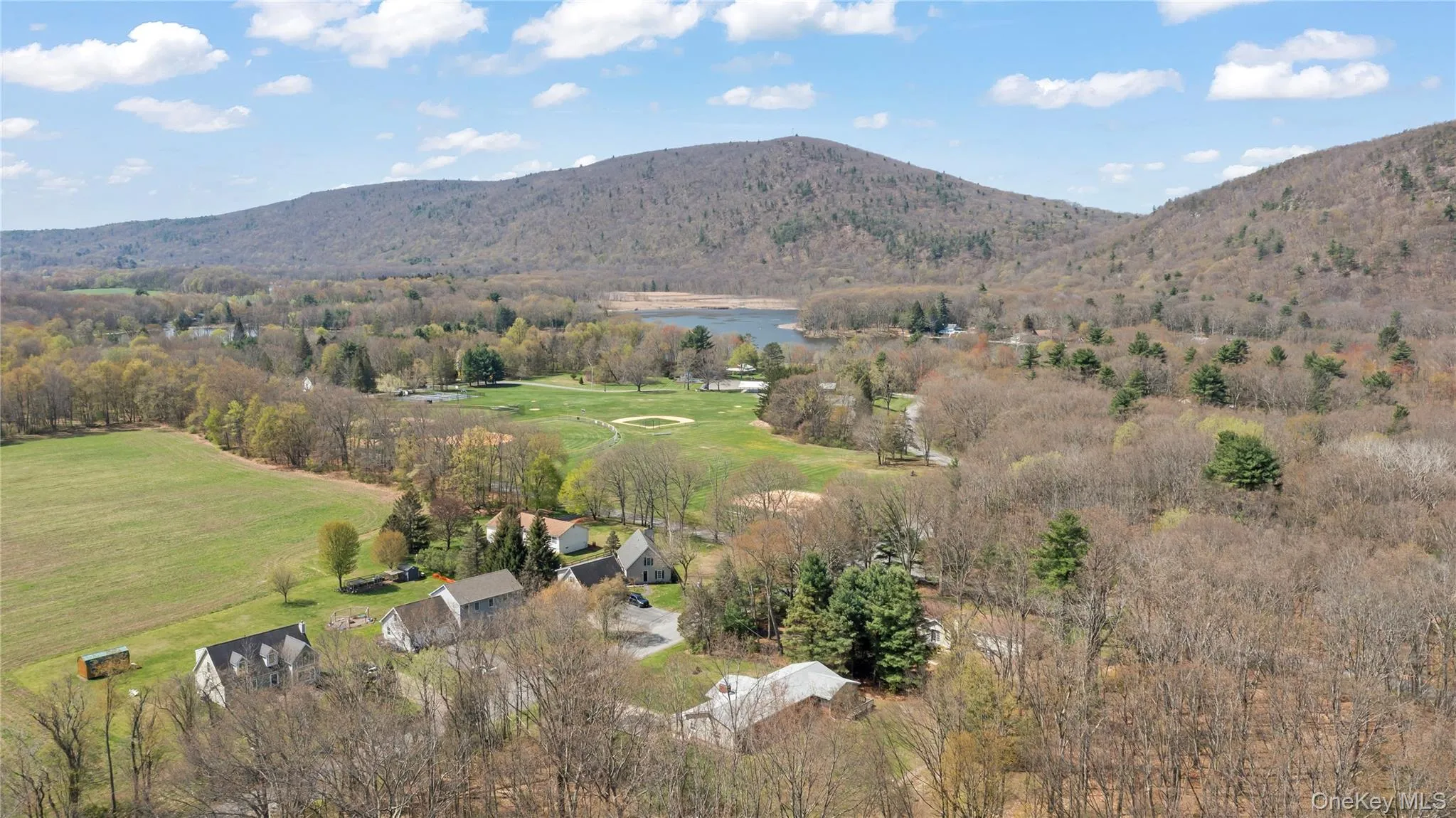 60 Stissing Avenue, Pine Plains, NY, 3 Bedrooms Bedrooms, 5 Rooms Rooms,2 BathroomsBathrooms,Residential,For Rent,Stissing,0,993638 60 Stissing Avenue, Pine Plains, NY, 3 Bedrooms Bedrooms, 5 Rooms Rooms,2 BathroomsBathrooms,Residential,For Rent,Stissing,0,993638
