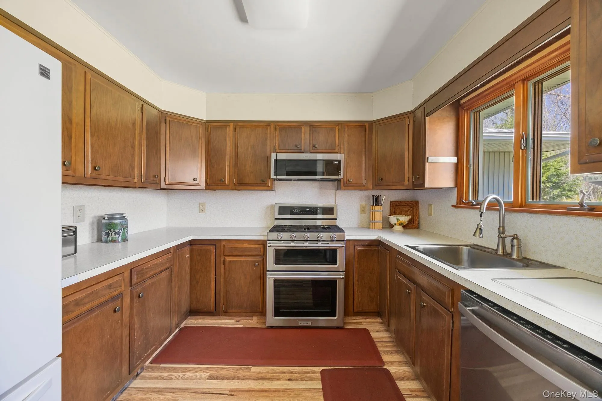 60 Stissing Avenue, Pine Plains, NY, 3 Bedrooms Bedrooms, 5 Rooms Rooms,2 BathroomsBathrooms,Residential,For Rent,Stissing,0,993638 60 Stissing Avenue, Pine Plains, NY, 3 Bedrooms Bedrooms, 5 Rooms Rooms,2 BathroomsBathrooms,Residential,For Rent,Stissing,0,993638