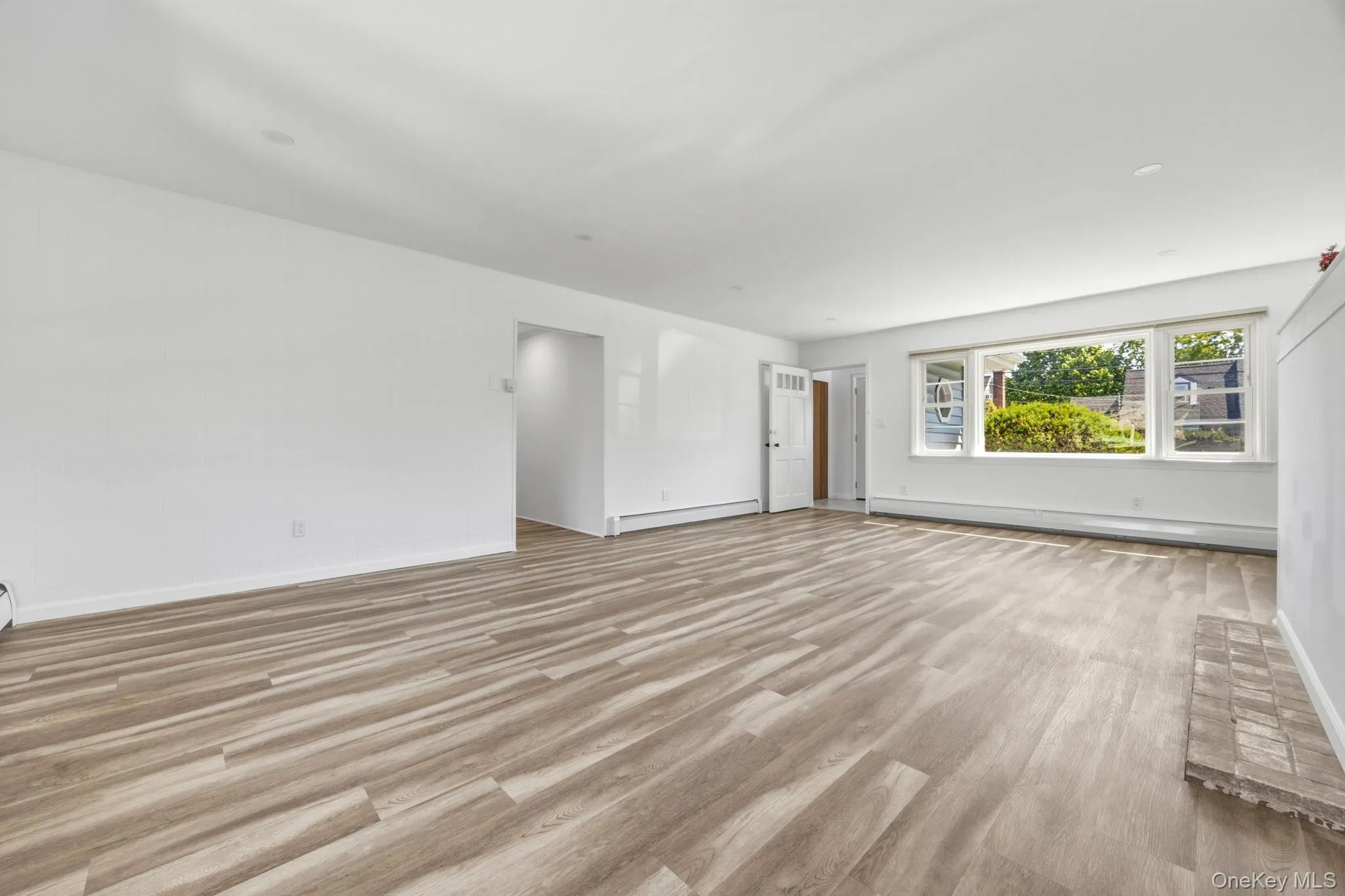 168 Lenox Avenue, Hempstead, NY, 5 Bedrooms Bedrooms, 9 Rooms Rooms,2 BathroomsBathrooms,Residential Lease,For Rent,Lenox,0,993642 168 Lenox Avenue, Hempstead, NY, 5 Bedrooms Bedrooms, 9 Rooms Rooms,2 BathroomsBathrooms,Residential Lease,For Rent,Lenox,0,993642