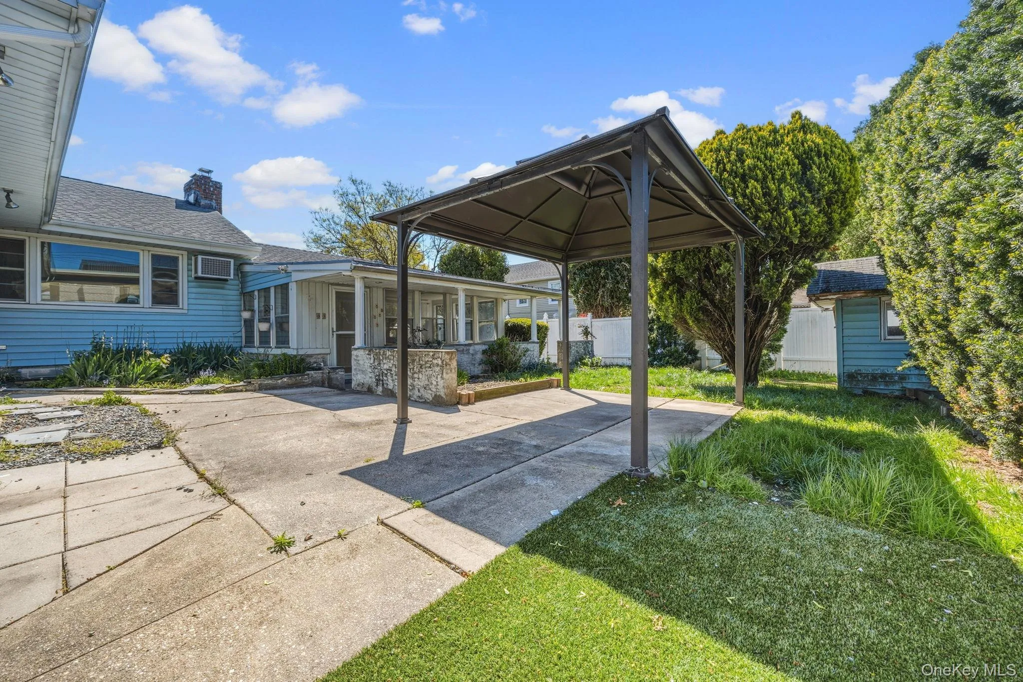 168 Lenox Avenue, Hempstead, NY, 5 Bedrooms Bedrooms, 9 Rooms Rooms,2 BathroomsBathrooms,Residential Lease,For Rent,Lenox,0,993642 168 Lenox Avenue, Hempstead, NY, 5 Bedrooms Bedrooms, 9 Rooms Rooms,2 BathroomsBathrooms,Residential Lease,For Rent,Lenox,0,993642