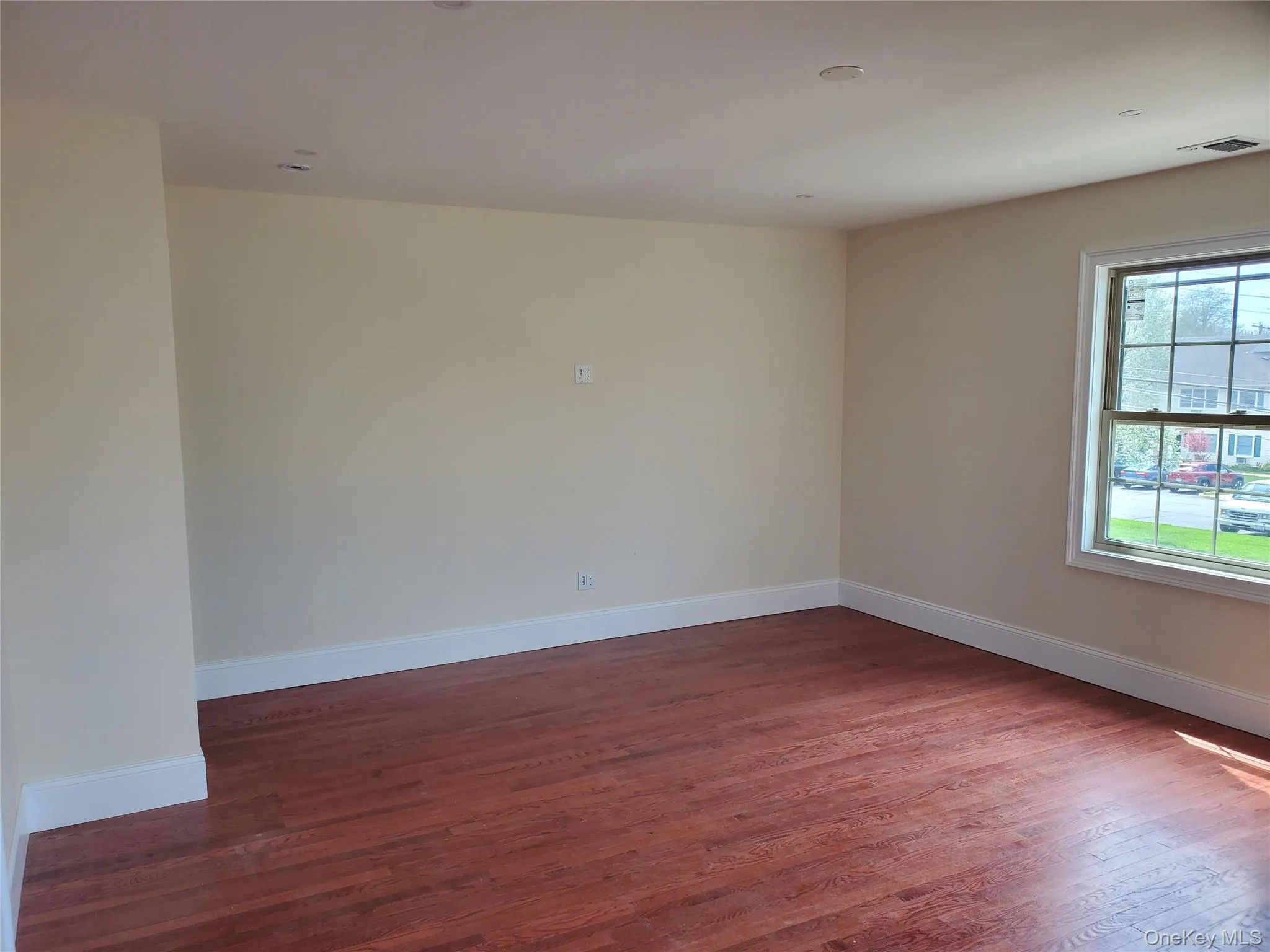 529 Maple Avenue, Hempstead, NY, 3 Bedrooms Bedrooms, 6 Rooms Rooms,2 BathroomsBathrooms,Residential Lease,For Rent,Maple,0,993681 529 Maple Avenue, Hempstead, NY, 3 Bedrooms Bedrooms, 6 Rooms Rooms,2 BathroomsBathrooms,Residential Lease,For Rent,Maple,0,993681