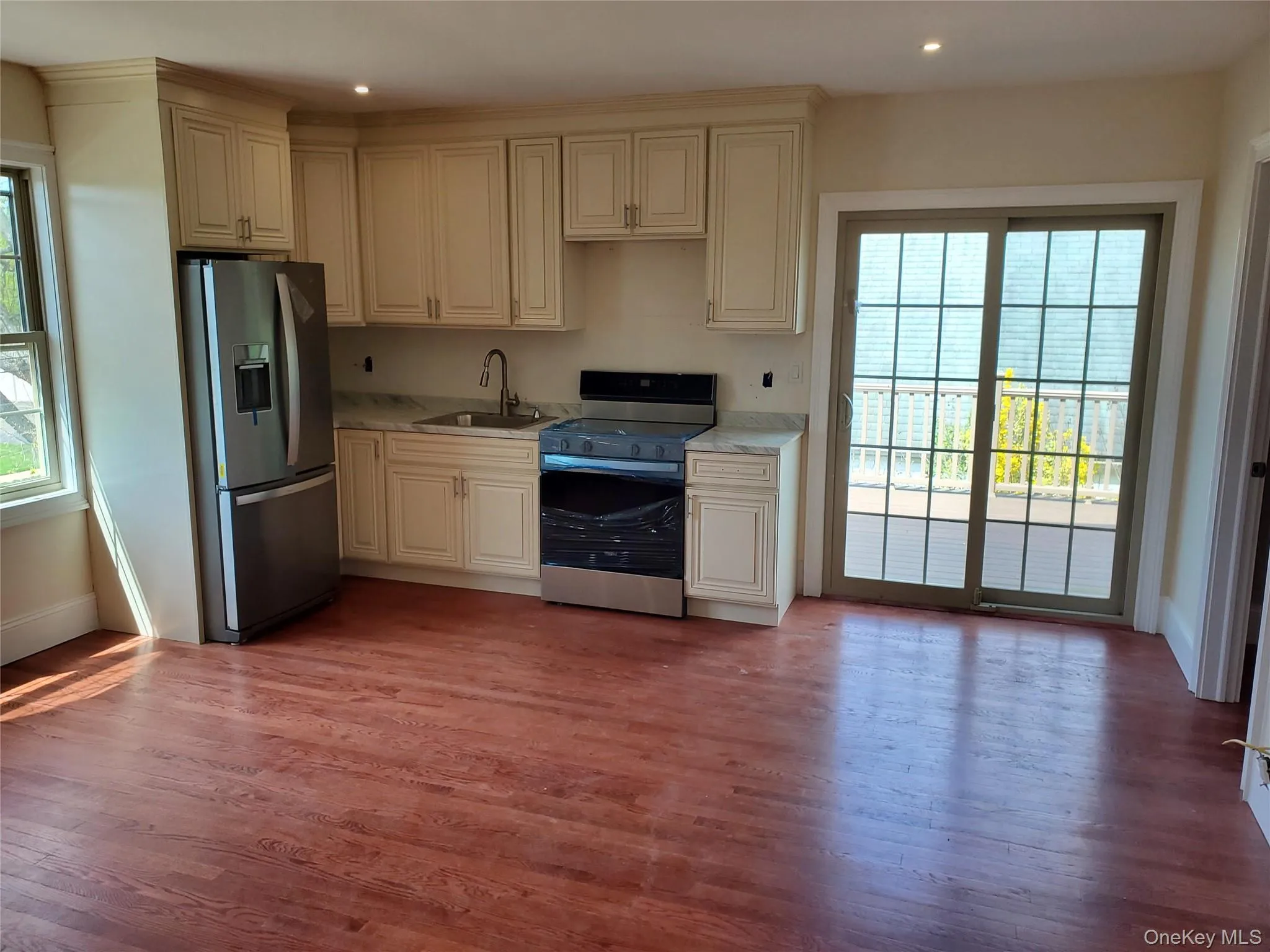 529 Maple Avenue, Hempstead, NY, 3 Bedrooms Bedrooms, 6 Rooms Rooms,2 BathroomsBathrooms,Residential Lease,For Rent,Maple,0,993681 529 Maple Avenue, Hempstead, NY, 3 Bedrooms Bedrooms, 6 Rooms Rooms,2 BathroomsBathrooms,Residential Lease,For Rent,Maple,0,993681