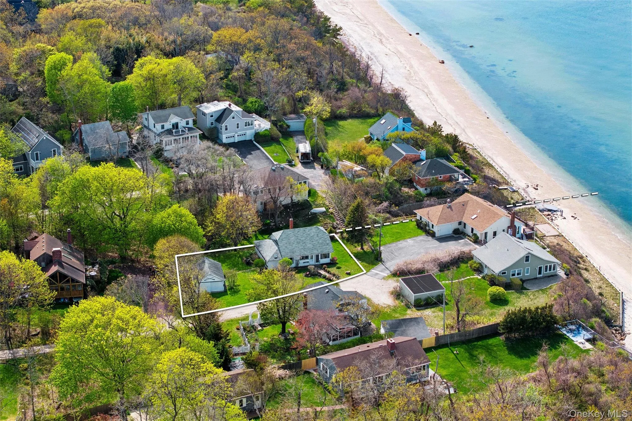 21 Walk, Riverhead, NY, 4 Bedrooms Bedrooms, 8 Rooms Rooms,1 BathroomBathrooms,Residential Lease,For Rent,Walk,0,993682 21 Walk, Riverhead, NY, 4 Bedrooms Bedrooms, 8 Rooms Rooms,1 BathroomBathrooms,Residential Lease,For Rent,Walk,0,993682