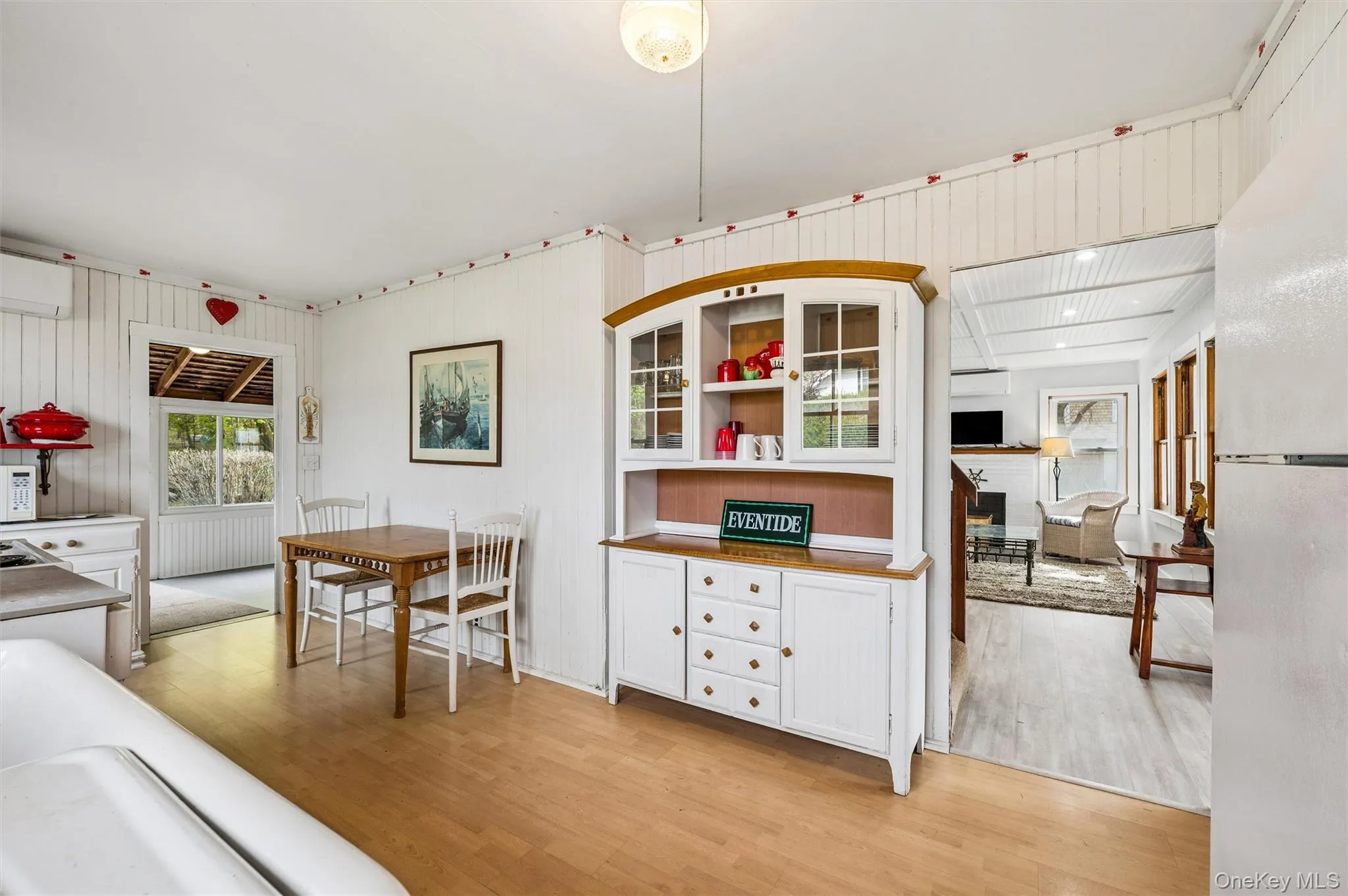 21 Walk, Riverhead, NY, 4 Bedrooms Bedrooms, 8 Rooms Rooms,1 BathroomBathrooms,Residential Lease,For Rent,Walk,0,993682 21 Walk, Riverhead, NY, 4 Bedrooms Bedrooms, 8 Rooms Rooms,1 BathroomBathrooms,Residential Lease,For Rent,Walk,0,993682
