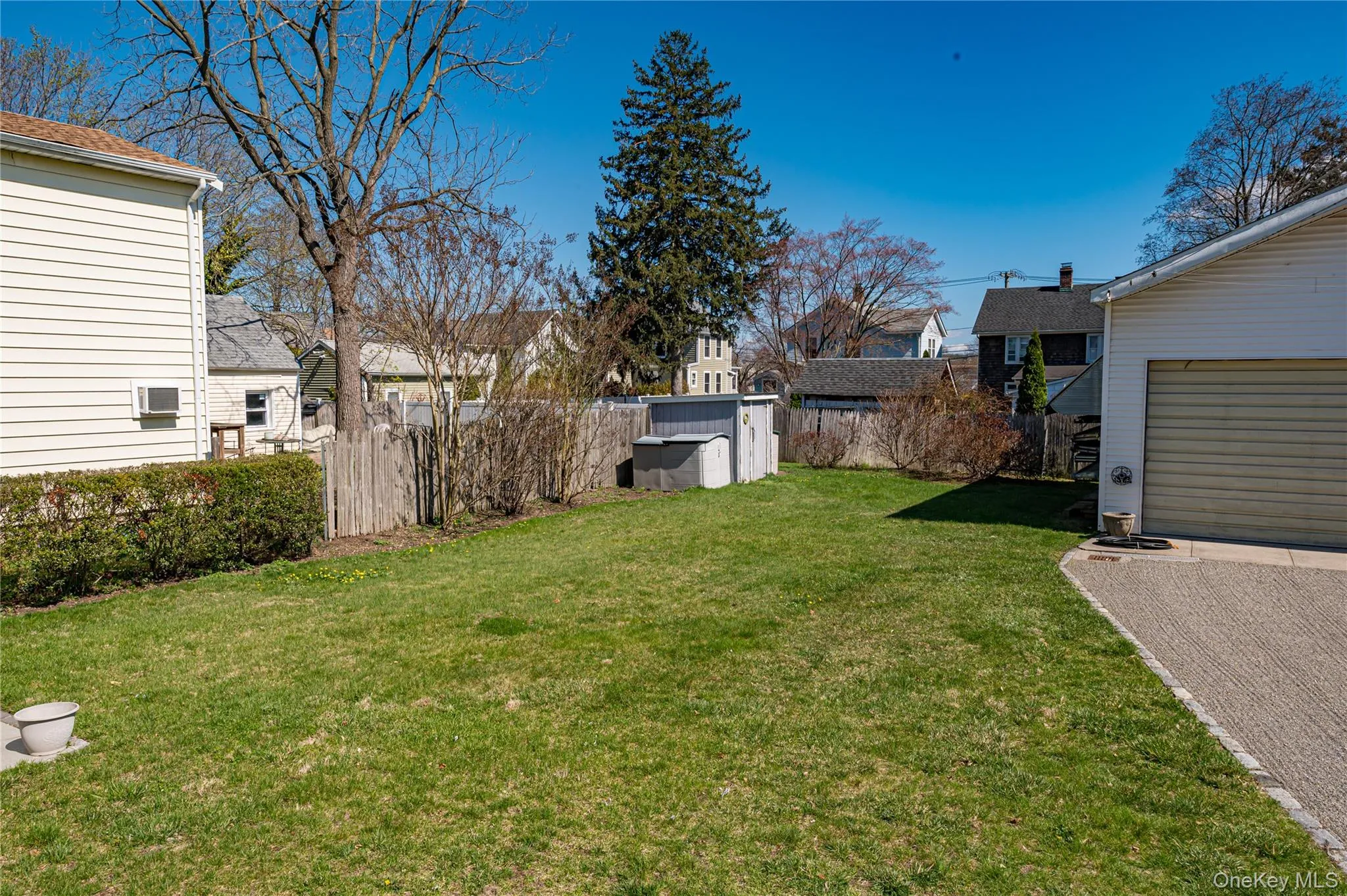 40 Bayside Avenue, Oyster Bay, NY, 2 Bedrooms Bedrooms, 5 Rooms Rooms,1 BathroomBathrooms,Residential Lease,For Rent,Bayside,0,993693 40 Bayside Avenue, Oyster Bay, NY, 2 Bedrooms Bedrooms, 5 Rooms Rooms,1 BathroomBathrooms,Residential Lease,For Rent,Bayside,0,993693