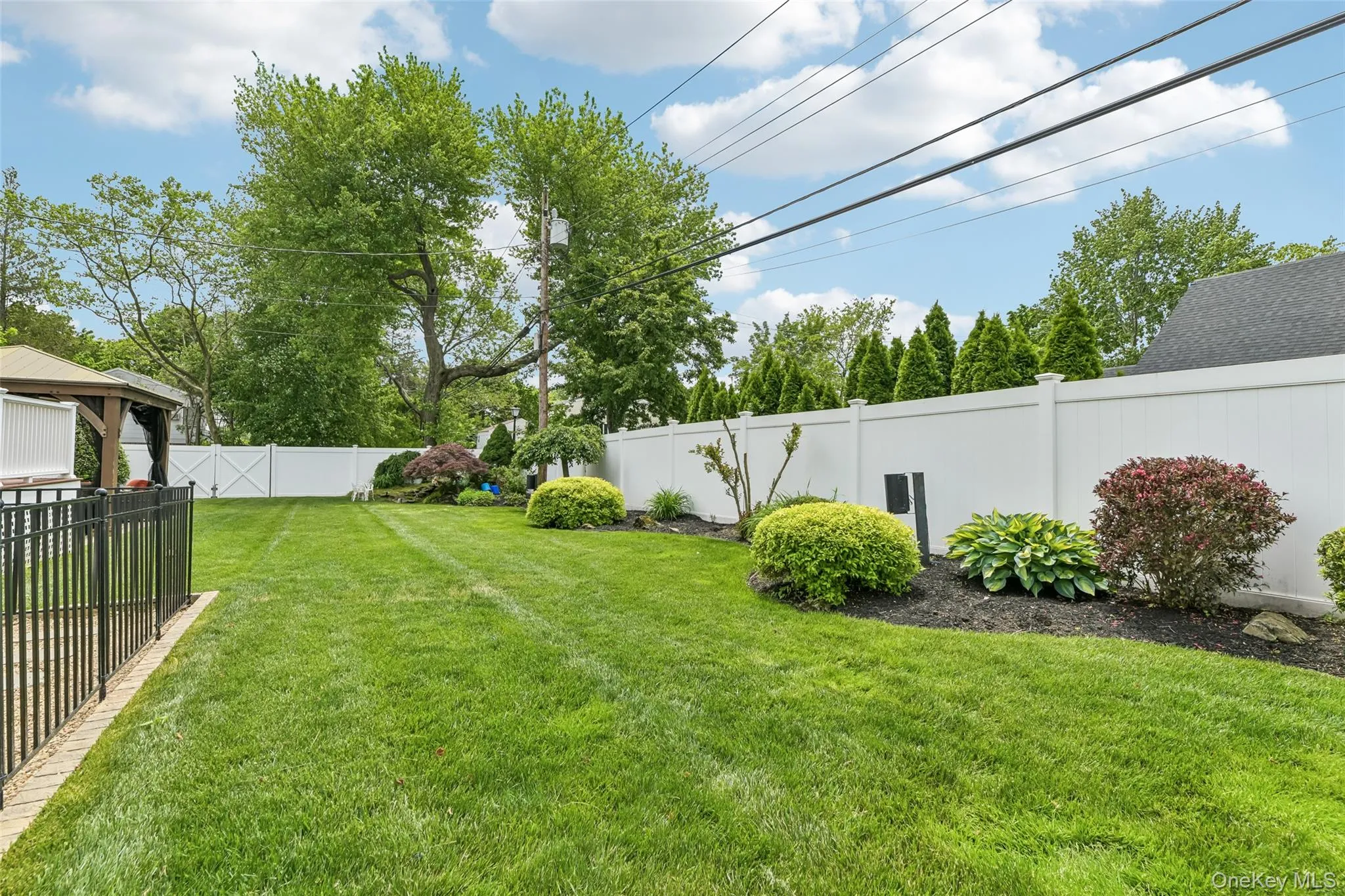 23 Middle Drive, Huntington, NY, 4 Bedrooms Bedrooms, 10 Rooms Rooms,3 BathroomsBathrooms,Residential,For Rent,Middle,0,993702 23 Middle Drive, Huntington, NY, 4 Bedrooms Bedrooms, 10 Rooms Rooms,3 BathroomsBathrooms,Residential,For Rent,Middle,0,993702