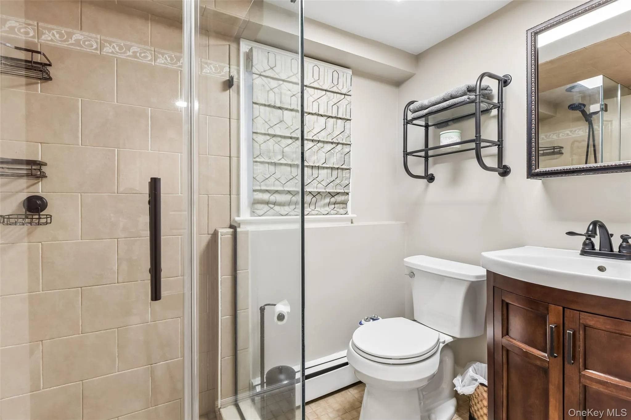 23 Middle Drive, Huntington, NY, 4 Bedrooms Bedrooms, 10 Rooms Rooms,3 BathroomsBathrooms,Residential,For Rent,Middle,0,993702 23 Middle Drive, Huntington, NY, 4 Bedrooms Bedrooms, 10 Rooms Rooms,3 BathroomsBathrooms,Residential,For Rent,Middle,0,993702