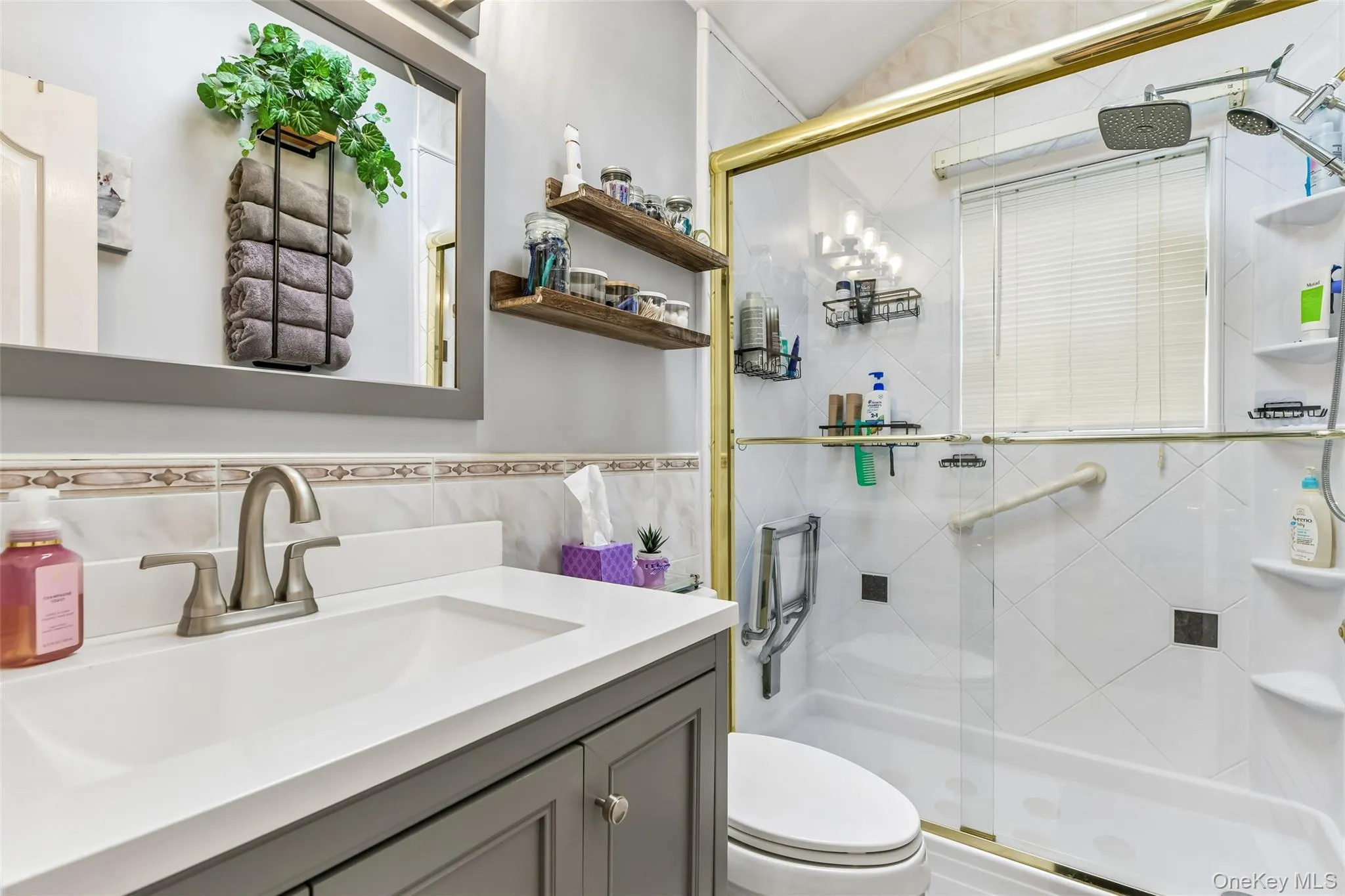 23 Middle Drive, Huntington, NY, 4 Bedrooms Bedrooms, 10 Rooms Rooms,3 BathroomsBathrooms,Residential,For Rent,Middle,0,993702 23 Middle Drive, Huntington, NY, 4 Bedrooms Bedrooms, 10 Rooms Rooms,3 BathroomsBathrooms,Residential,For Rent,Middle,0,993702
