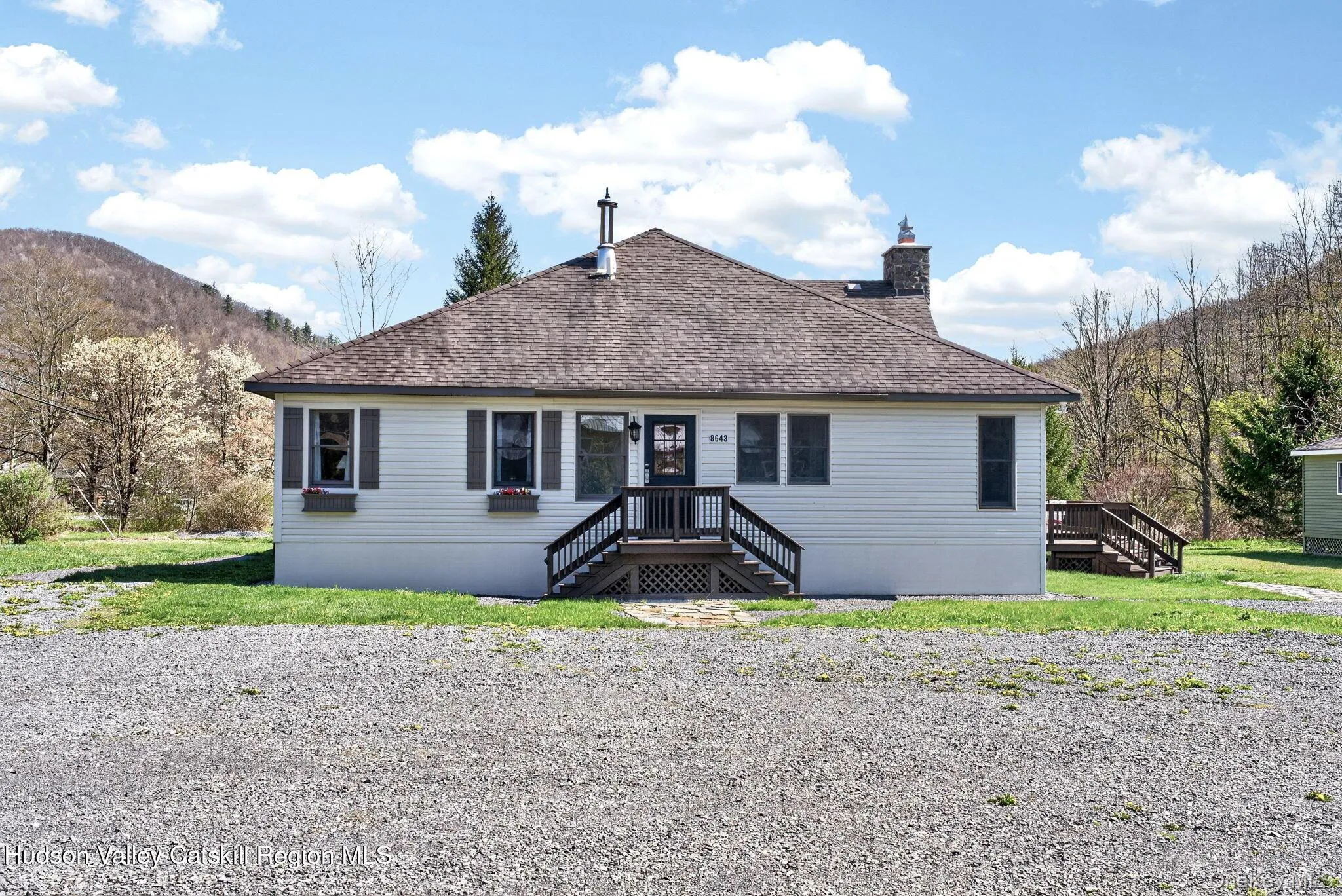 8643 New York Route 28, Shandaken, NY, 7 Bedrooms Bedrooms, 23 Rooms Rooms,5 BathroomsBathrooms,Residential,For Rent,New York Route 28,0,993710 8643 New York Route 28, Shandaken, NY, 7 Bedrooms Bedrooms, 23 Rooms Rooms,5 BathroomsBathrooms,Residential,For Rent,New York Route 28,0,993710