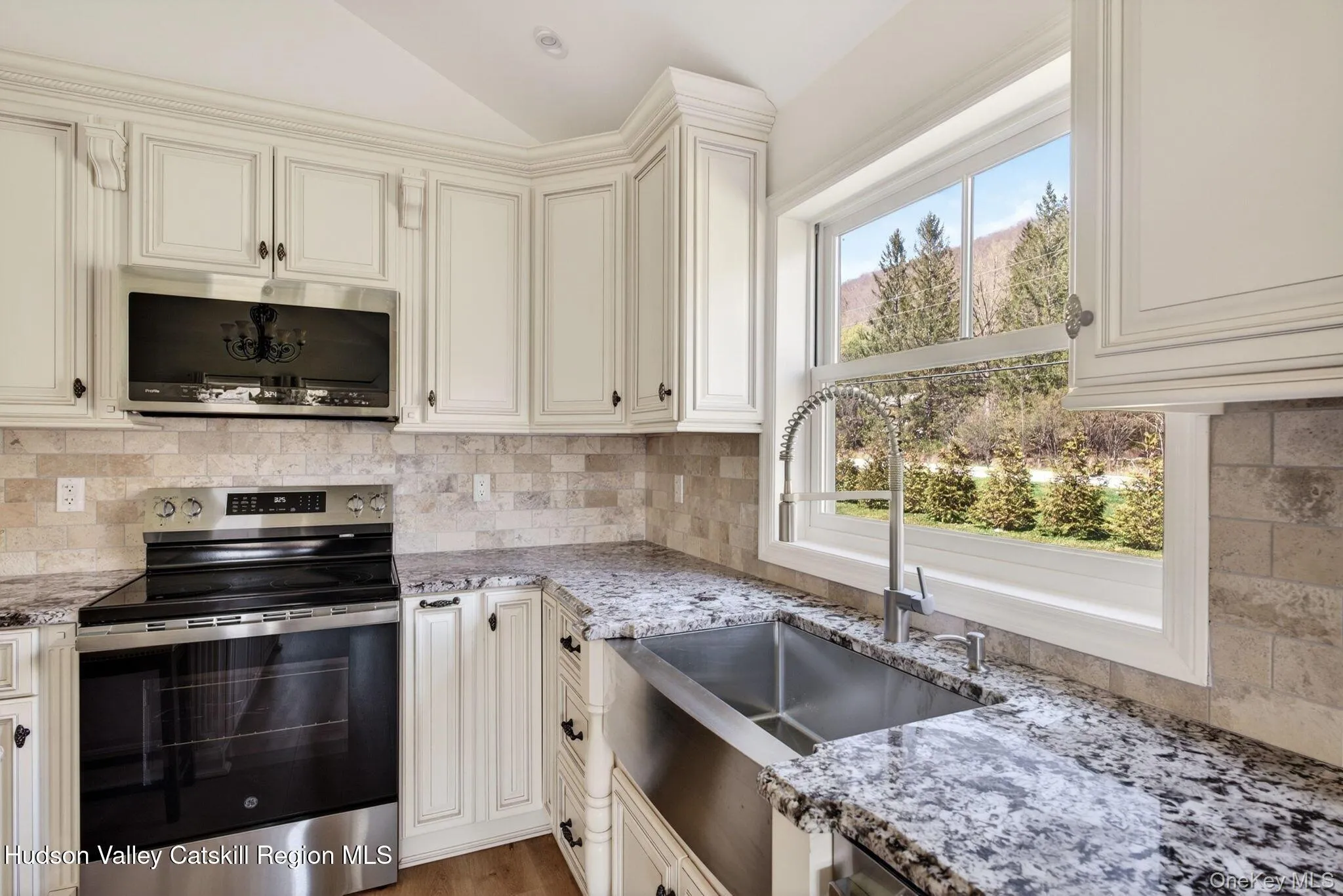 8643 New York Route 28, Shandaken, NY, 7 Bedrooms Bedrooms, 23 Rooms Rooms,5 BathroomsBathrooms,Residential,For Rent,New York Route 28,0,993710 8643 New York Route 28, Shandaken, NY, 7 Bedrooms Bedrooms, 23 Rooms Rooms,5 BathroomsBathrooms,Residential,For Rent,New York Route 28,0,993710