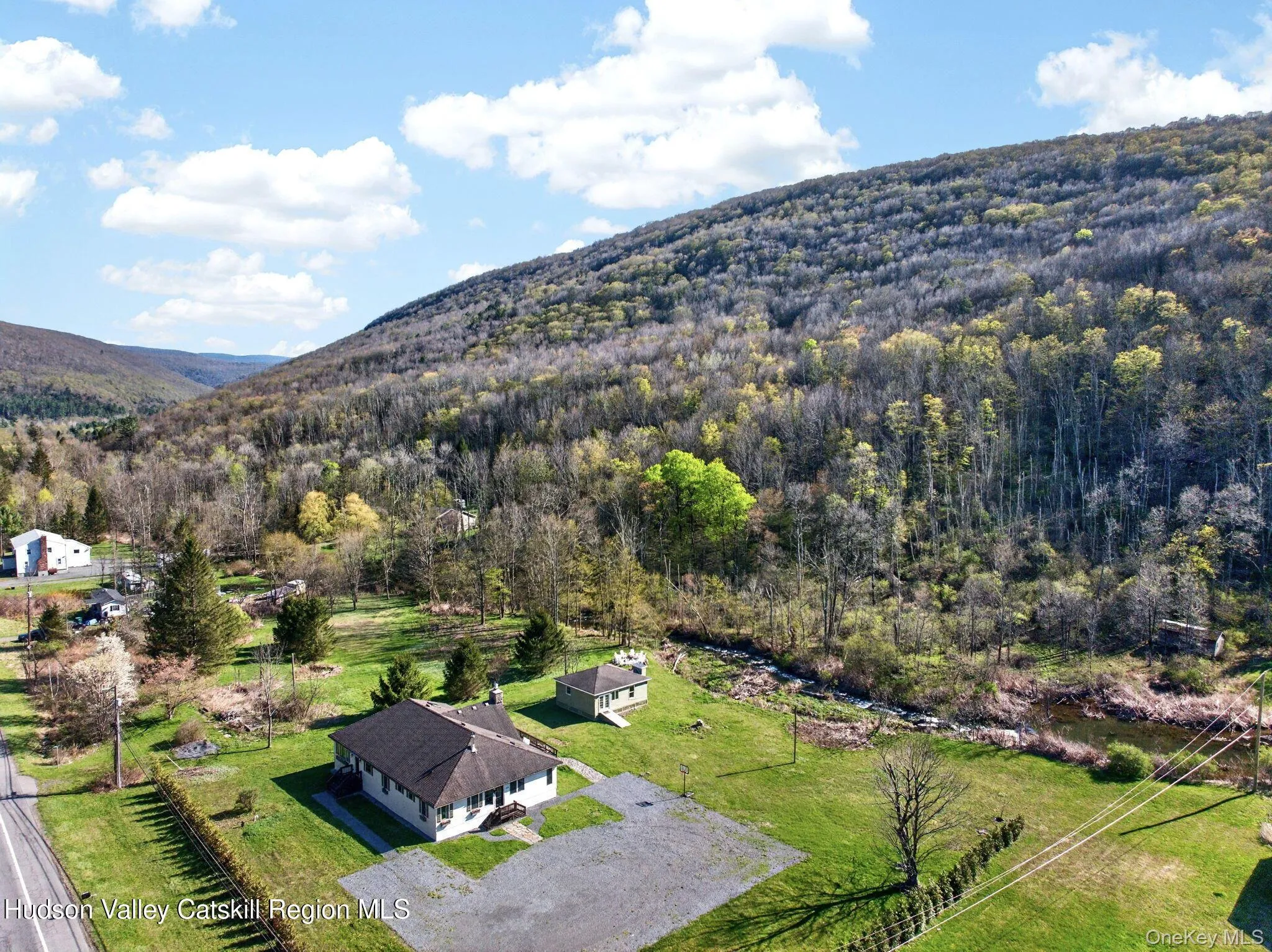 8643 New York Route 28, Shandaken, NY, 7 Bedrooms Bedrooms, 23 Rooms Rooms,5 BathroomsBathrooms,Residential,For Rent,New York Route 28,0,993710 8643 New York Route 28, Shandaken, NY, 7 Bedrooms Bedrooms, 23 Rooms Rooms,5 BathroomsBathrooms,Residential,For Rent,New York Route 28,0,993710