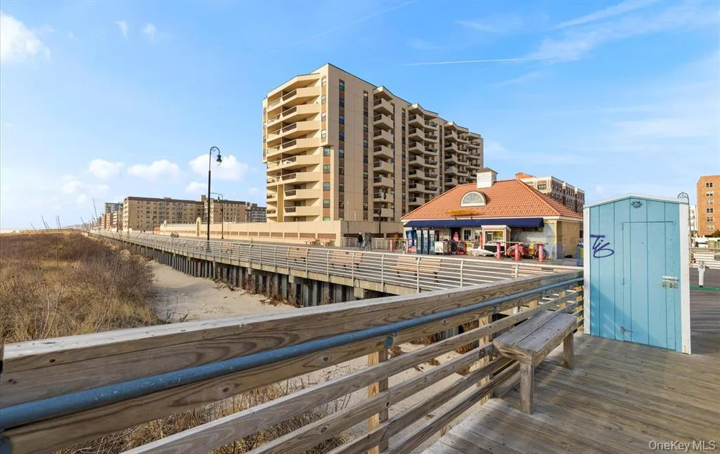 360 Shore Road, Long Beach, NY, 1 Bedroom Bedrooms, 3 Rooms Rooms,1 BathroomBathrooms,Residential Lease,For Rent,Shore,0,993725 360 Shore Road, Long Beach, NY, 1 Bedroom Bedrooms, 3 Rooms Rooms,1 BathroomBathrooms,Residential Lease,For Rent,Shore,0,993725