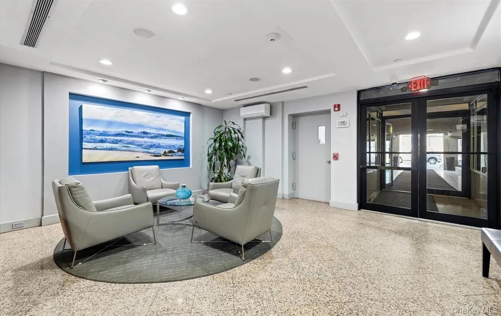 360 Shore Road, Long Beach, NY, 1 Bedroom Bedrooms, 3 Rooms Rooms,1 BathroomBathrooms,Residential Lease,For Rent,Shore,0,993725 360 Shore Road, Long Beach, NY, 1 Bedroom Bedrooms, 3 Rooms Rooms,1 BathroomBathrooms,Residential Lease,For Rent,Shore,0,993725