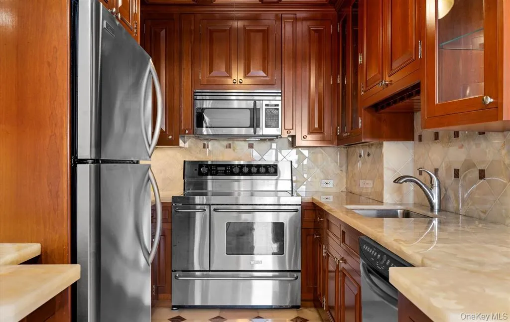 360 Shore Road, Long Beach, NY, 1 Bedroom Bedrooms, 3 Rooms Rooms,1 BathroomBathrooms,Residential Lease,For Rent,Shore,0,993725 360 Shore Road, Long Beach, NY, 1 Bedroom Bedrooms, 3 Rooms Rooms,1 BathroomBathrooms,Residential Lease,For Rent,Shore,0,993725