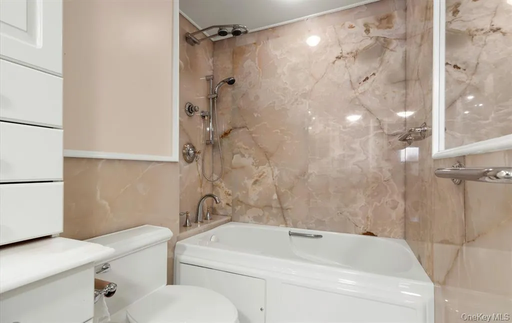 360 Shore Road, Long Beach, NY, 1 Bedroom Bedrooms, 3 Rooms Rooms,1 BathroomBathrooms,Residential Lease,For Rent,Shore,0,993725 360 Shore Road, Long Beach, NY, 1 Bedroom Bedrooms, 3 Rooms Rooms,1 BathroomBathrooms,Residential Lease,For Rent,Shore,0,993725
