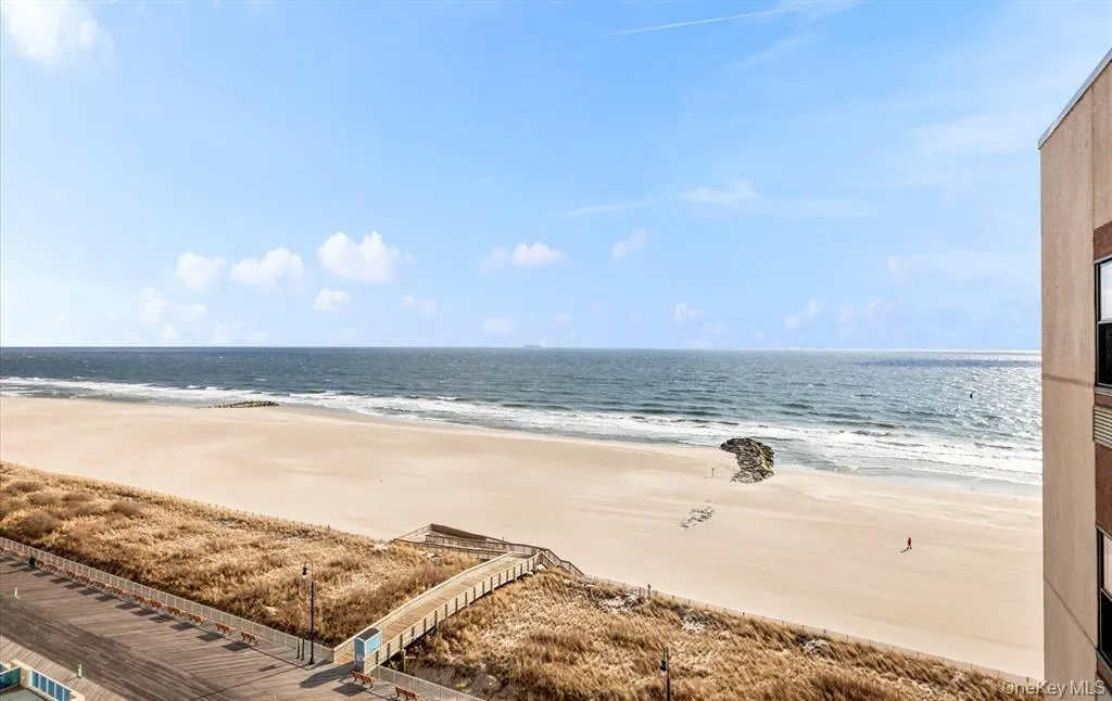 360 Shore Road, Long Beach, NY, 1 Bedroom Bedrooms, 3 Rooms Rooms,1 BathroomBathrooms,Residential Lease,For Rent,Shore,0,993725 360 Shore Road, Long Beach, NY, 1 Bedroom Bedrooms, 3 Rooms Rooms,1 BathroomBathrooms,Residential Lease,For Rent,Shore,0,993725