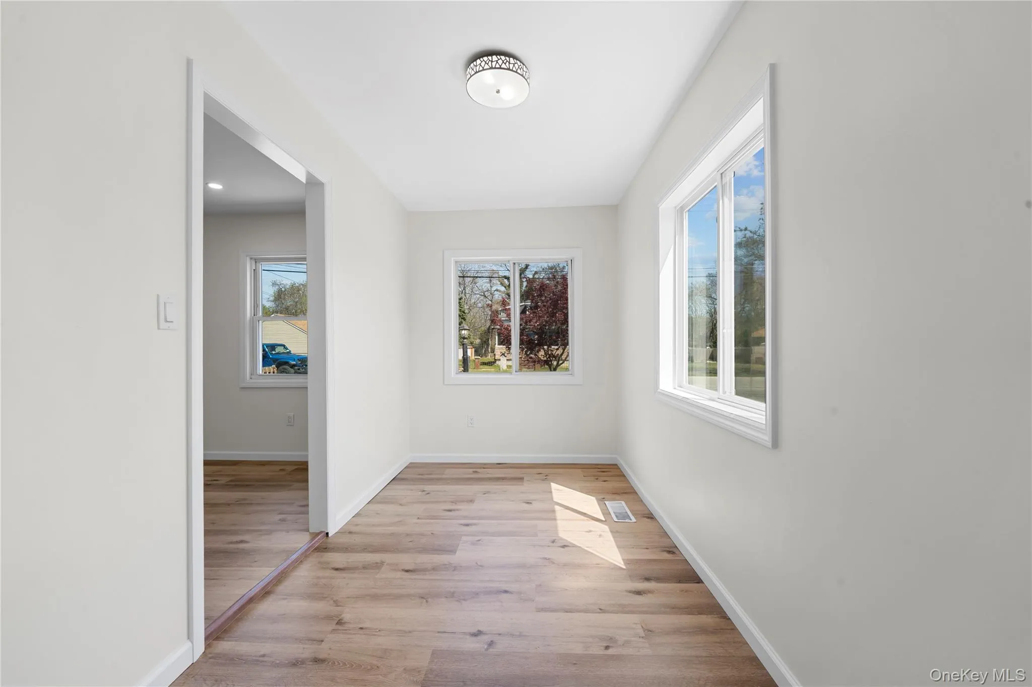 12 Hackensack Road, Brookhaven, NY, 3 Bedrooms Bedrooms, 5 Rooms Rooms,1 BathroomBathrooms,Residential Lease,For Rent,Hackensack,0,993735 12 Hackensack Road, Brookhaven, NY, 3 Bedrooms Bedrooms, 5 Rooms Rooms,1 BathroomBathrooms,Residential Lease,For Rent,Hackensack,0,993735