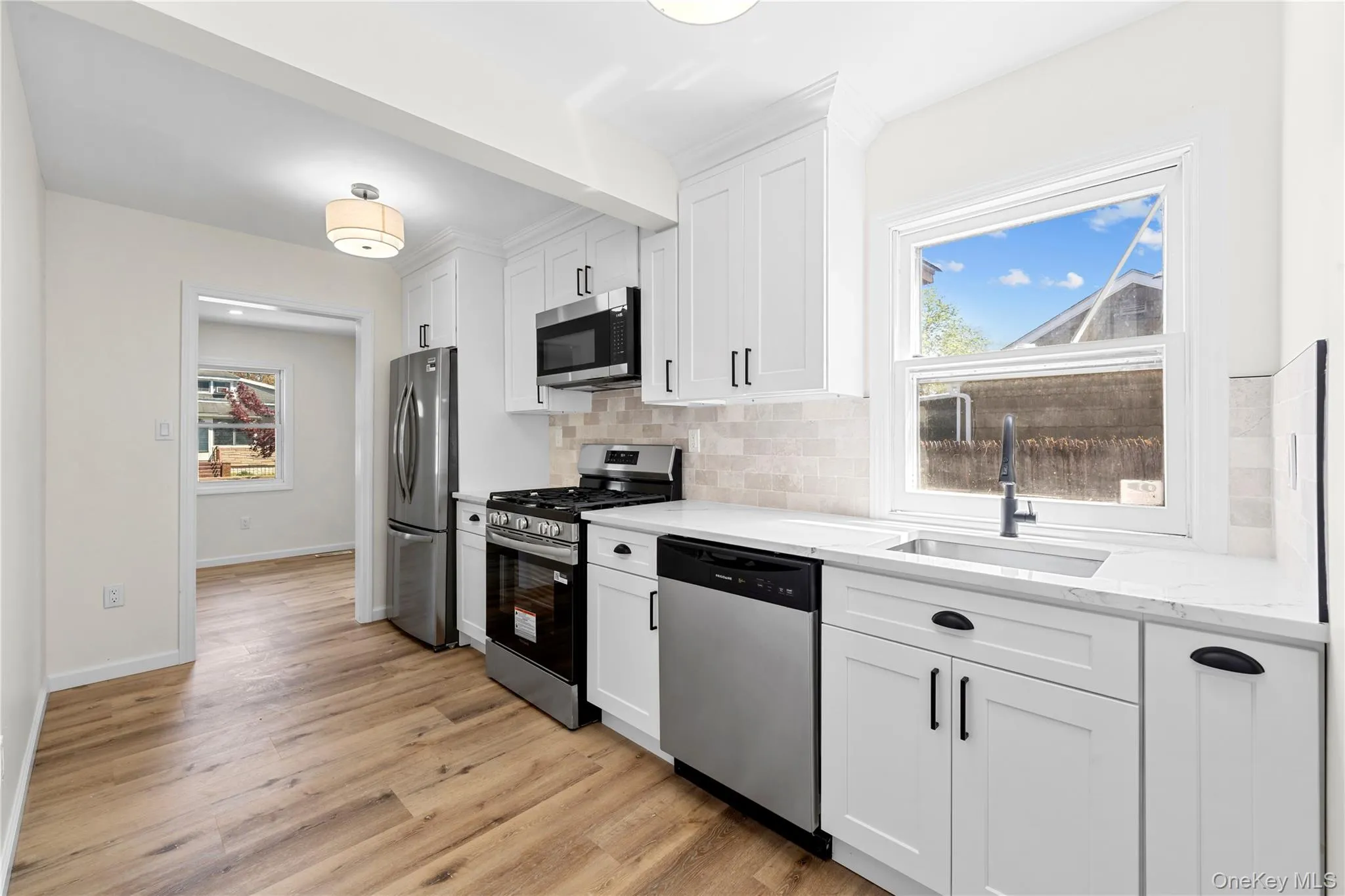 12 Hackensack Road, Brookhaven, NY, 3 Bedrooms Bedrooms, 5 Rooms Rooms,1 BathroomBathrooms,Residential Lease,For Rent,Hackensack,0,993735 12 Hackensack Road, Brookhaven, NY, 3 Bedrooms Bedrooms, 5 Rooms Rooms,1 BathroomBathrooms,Residential Lease,For Rent,Hackensack,0,993735