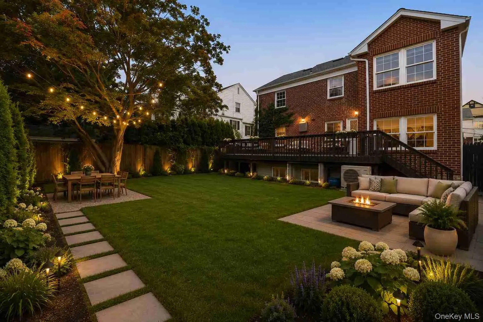 Backyard virtually staged Backyard virtually staged