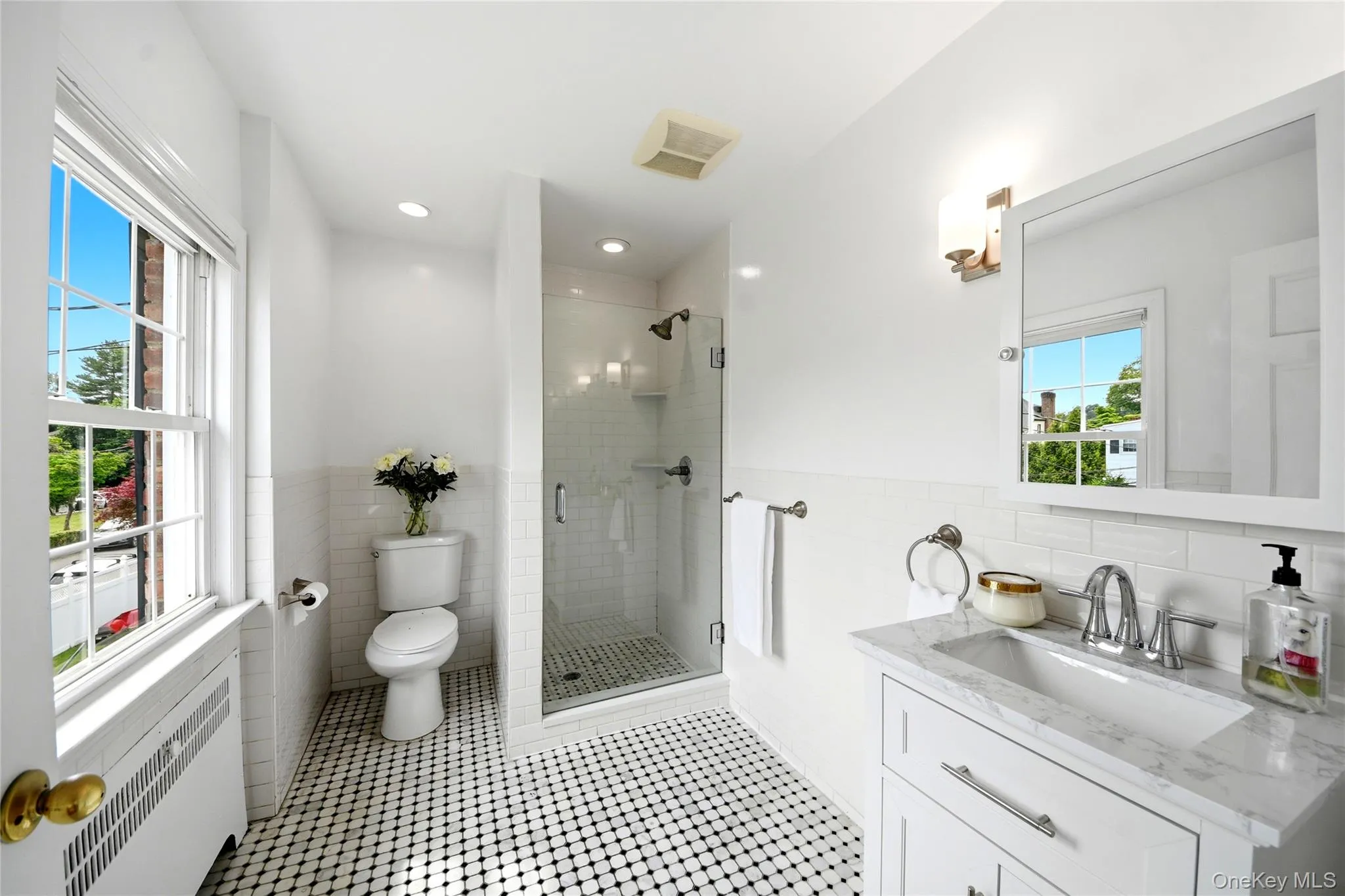 Primary en-suite bathroom Primary en-suite bathroom