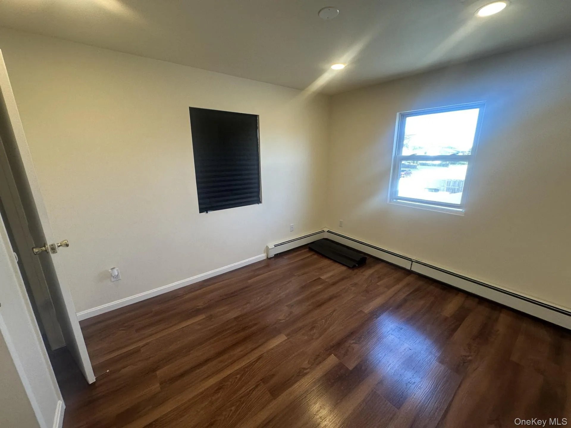 1 Hamlet Road, Hempstead, NY, 4 Bedrooms Bedrooms, 8 Rooms Rooms,2 BathroomsBathrooms,Residential Lease,For Rent,Hamlet,0,993763 1 Hamlet Road, Hempstead, NY, 4 Bedrooms Bedrooms, 8 Rooms Rooms,2 BathroomsBathrooms,Residential Lease,For Rent,Hamlet,0,993763