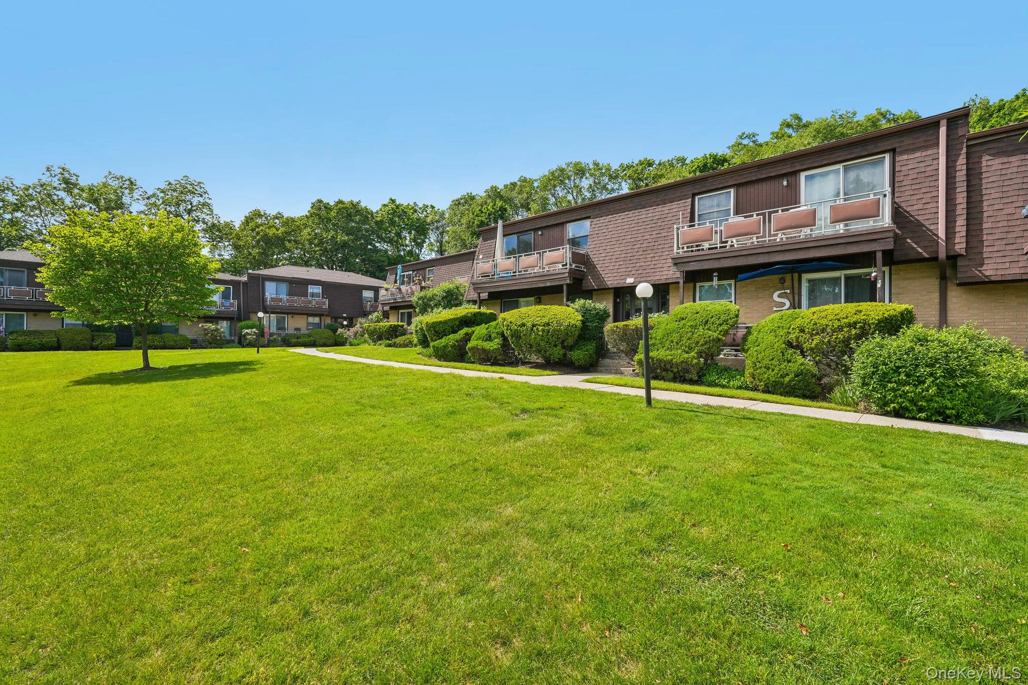 2 Germonds Village, Clarkstown, NY, 1 Bedroom Bedrooms, 4 Rooms Rooms,1 BathroomBathrooms,Residential,For Rent,Germonds,0,993766 2 Germonds Village, Clarkstown, NY, 1 Bedroom Bedrooms, 4 Rooms Rooms,1 BathroomBathrooms,Residential,For Rent,Germonds,0,993766
