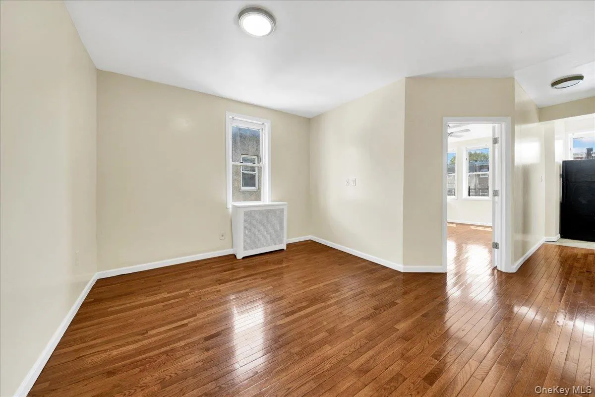 1129 -2nd Fl front apt #3 221st, New York, NY, 1 Bedroom Bedrooms, 4 Rooms Rooms,1 BathroomBathrooms,Residential Lease,For Rent,221st,0,993774 1129 -2nd Fl front apt #3 221st, New York, NY, 1 Bedroom Bedrooms, 4 Rooms Rooms,1 BathroomBathrooms,Residential Lease,For Rent,221st,0,993774
