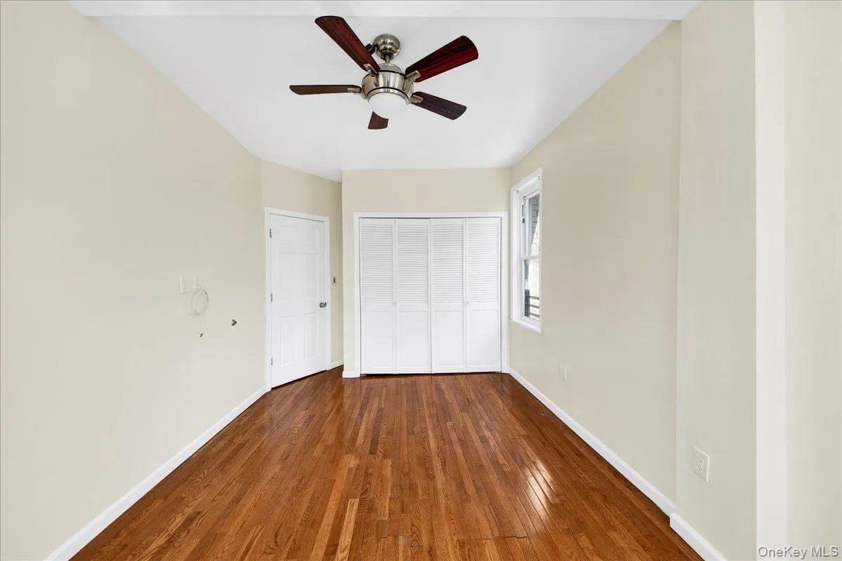 1129 -2nd Fl front apt #3 221st, New York, NY, 1 Bedroom Bedrooms, 4 Rooms Rooms,1 BathroomBathrooms,Residential Lease,For Rent,221st,0,993774 1129 -2nd Fl front apt #3 221st, New York, NY, 1 Bedroom Bedrooms, 4 Rooms Rooms,1 BathroomBathrooms,Residential Lease,For Rent,221st,0,993774